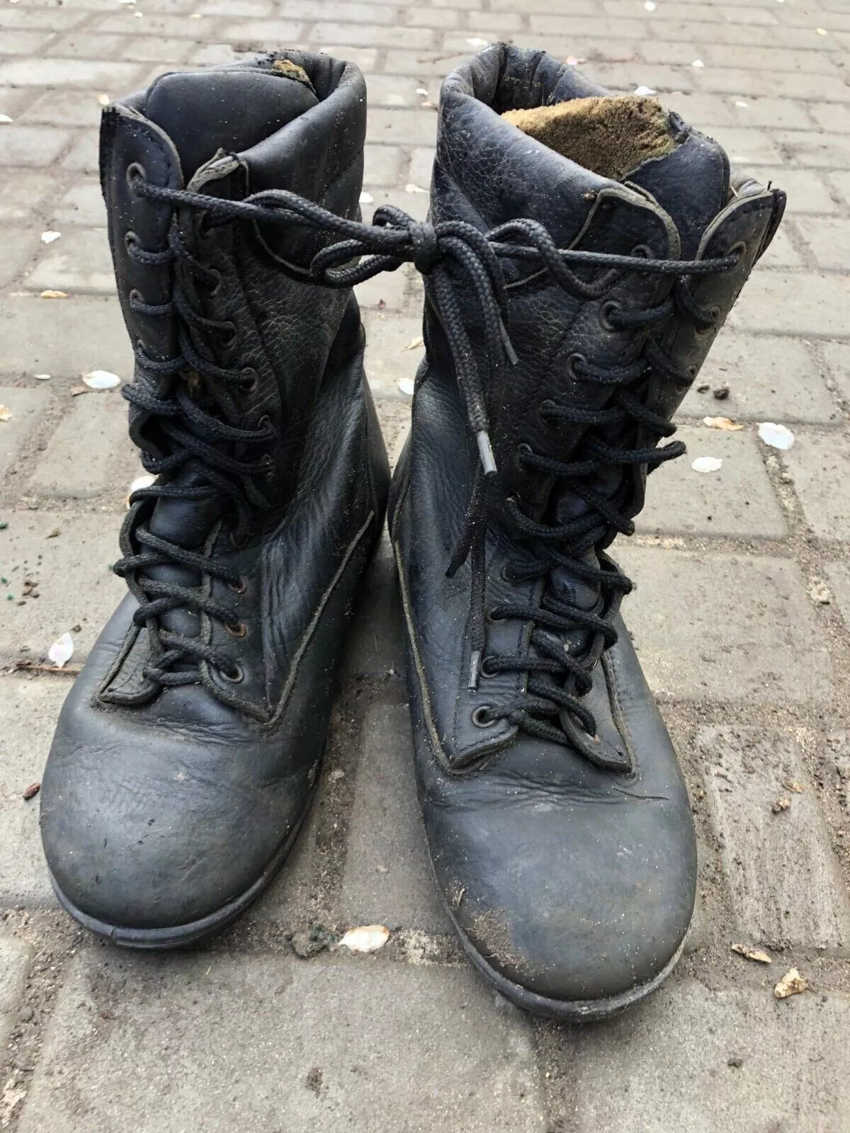 Trophy russian soldier combat boots uniform russia military army Ukraine war 2022-2024 #1