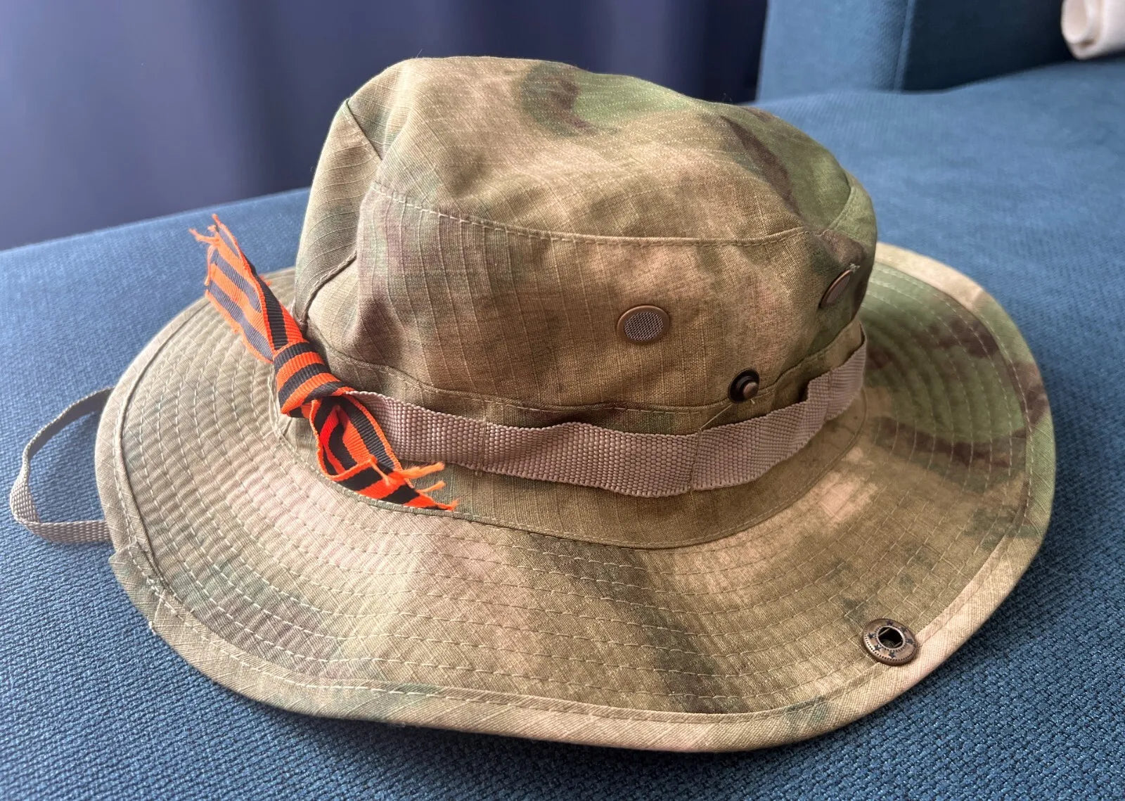 Trophy russian soldier uniform Kadyrovite Chechen cap hat ribbon camo moss military army Russia Ukraine war 2022-2024 rare