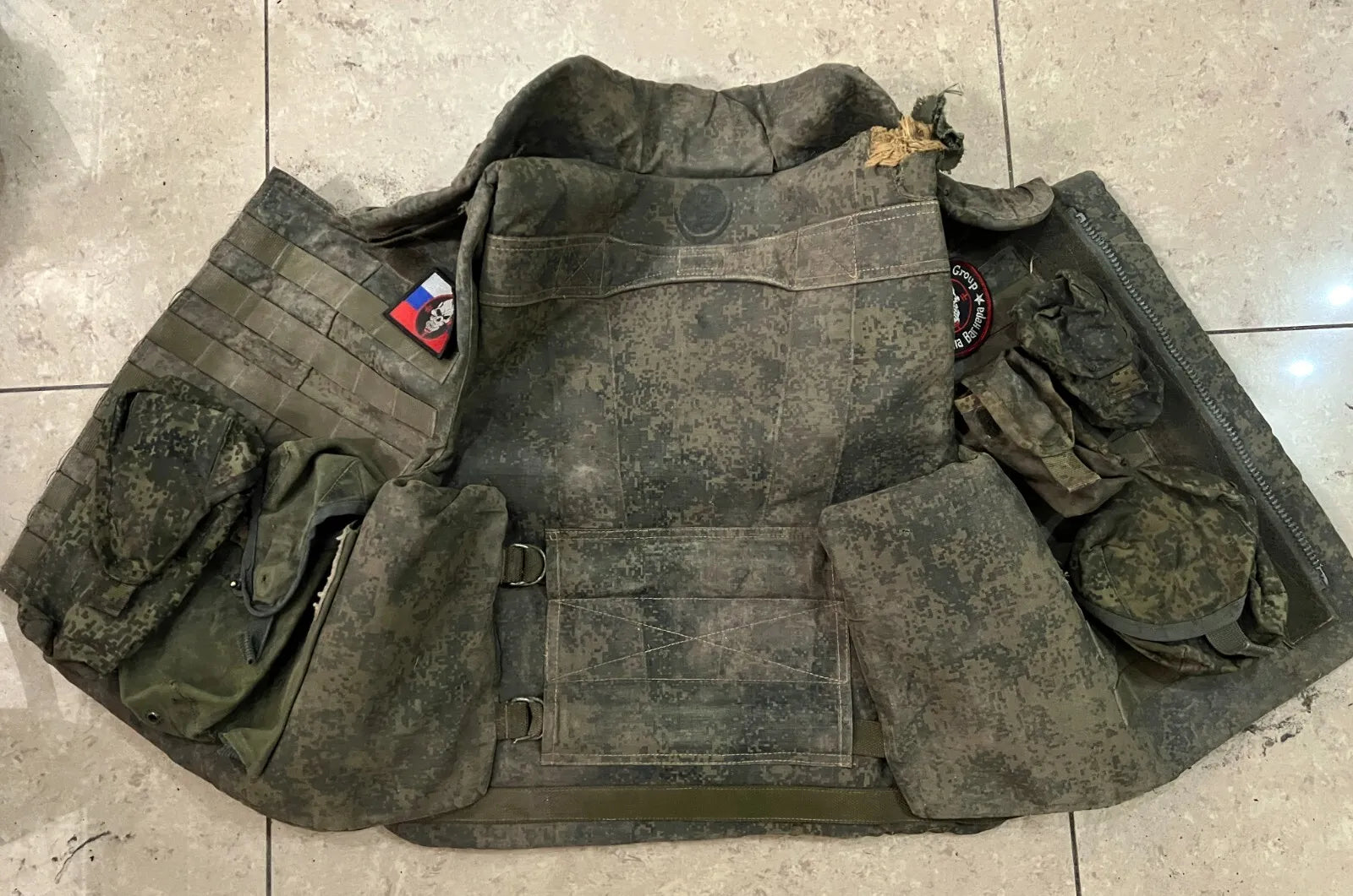 Trophy PMC soldier ammunition vest 6B48 patch pouch camo russian russia military army Ukraine war 2022-2024