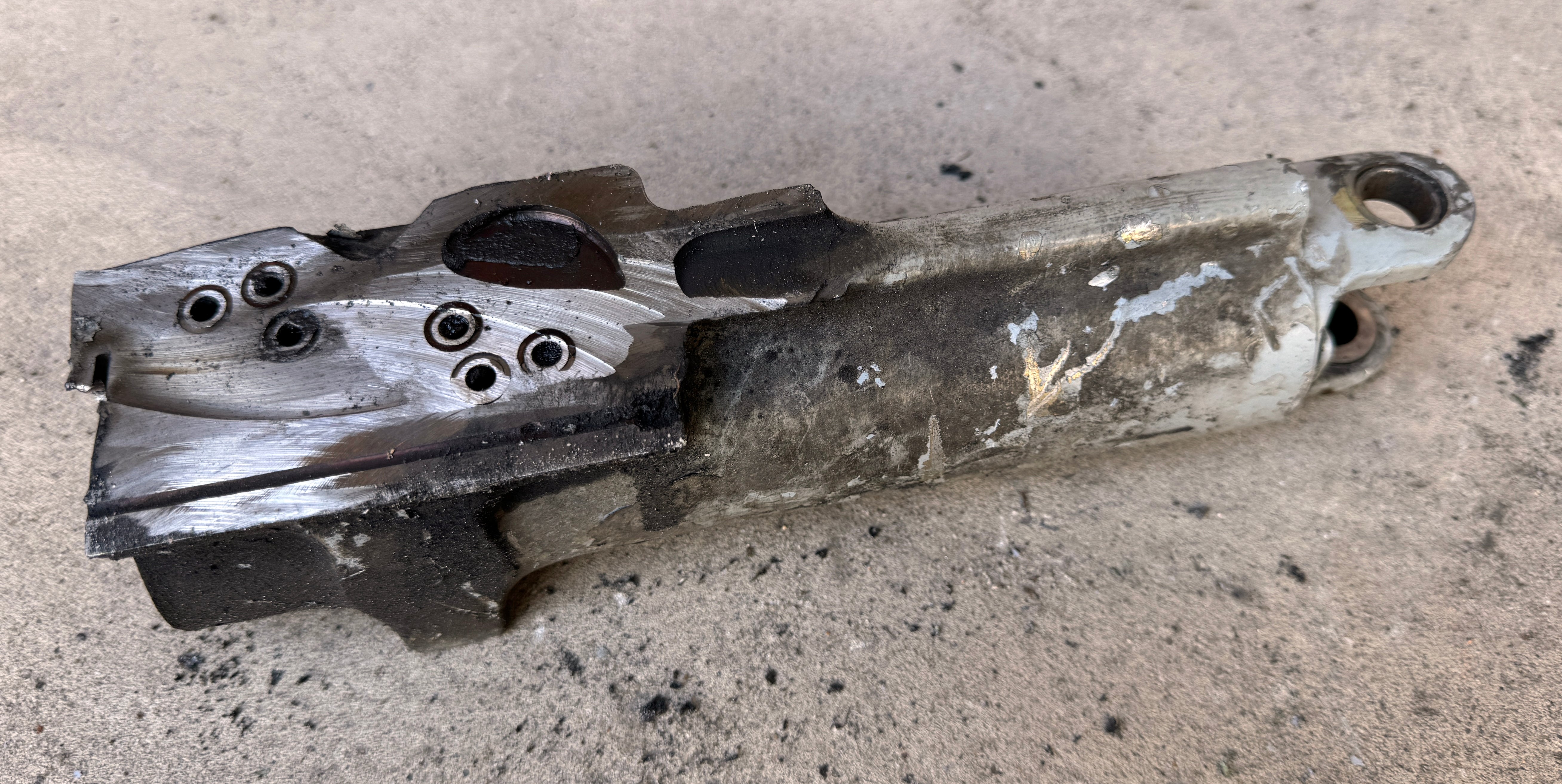 Trophy part of wing mechanism supersonic fighter-bomber SU 34 russian shot down aviation russia Ukraine war #330