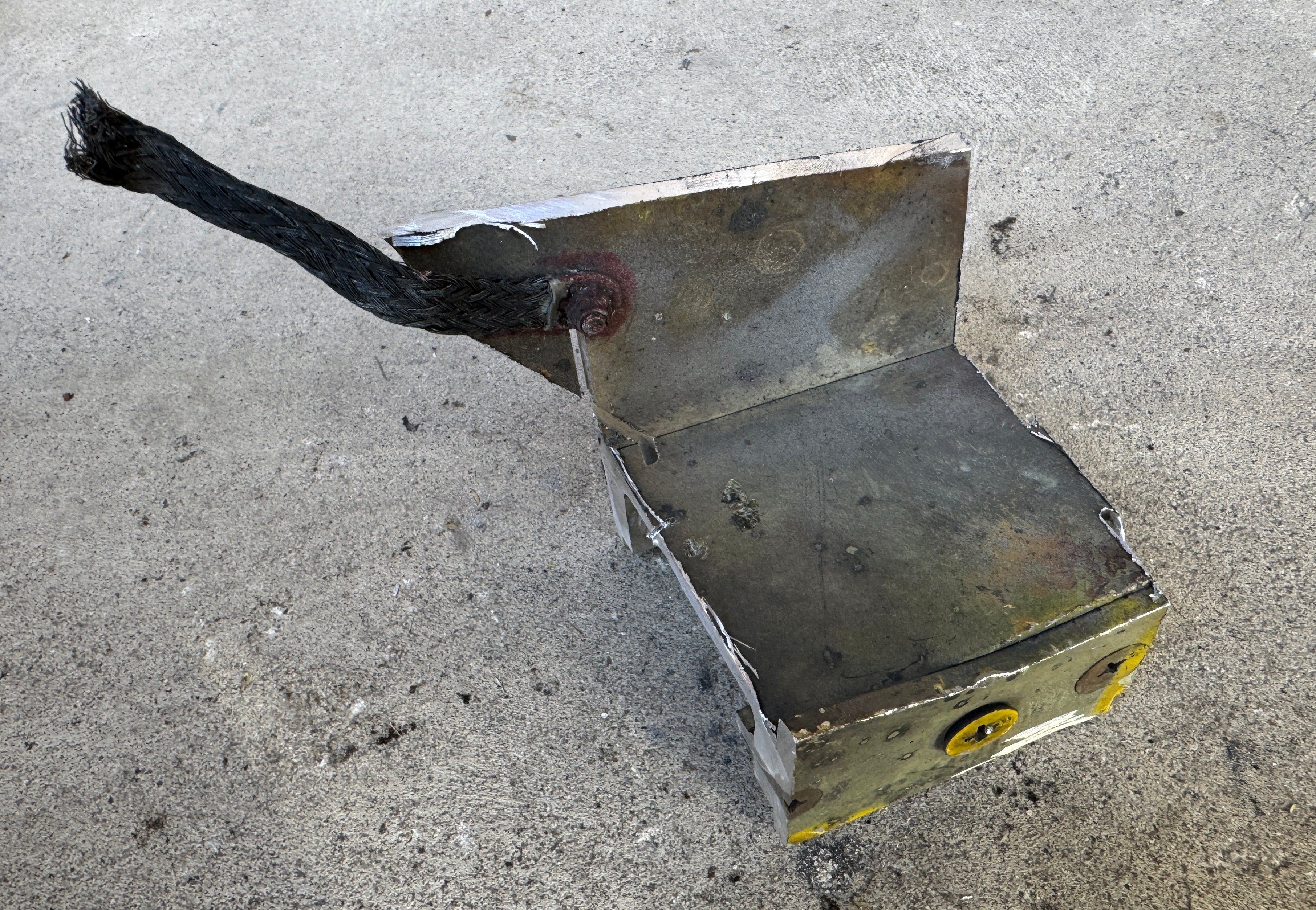 Trophy part of the wing supersonic fighter-bomber SU 34 russian shot down aviation russia Ukraine war #333