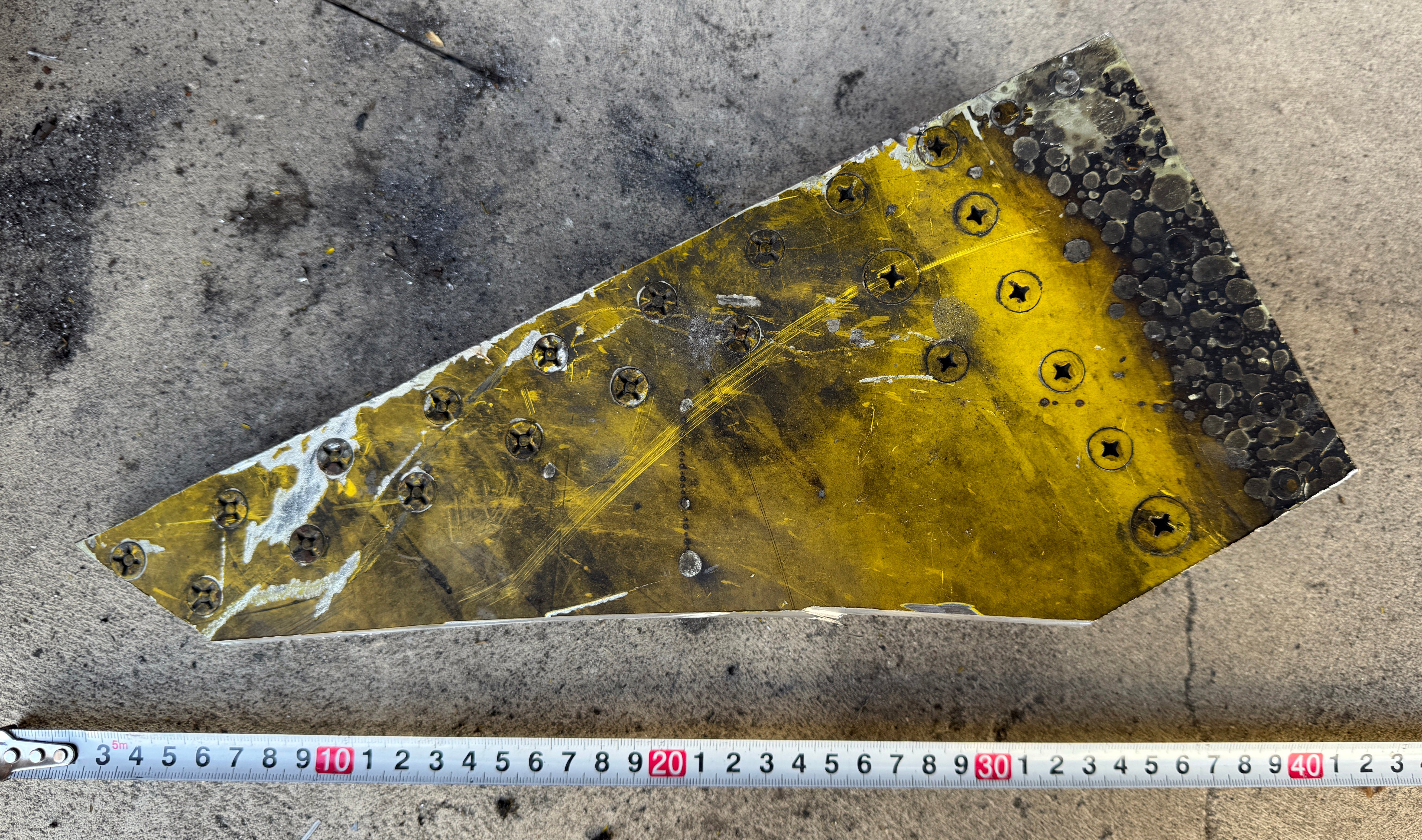 Trophy part of the wing supersonic fighter-bomber SU 34 russian shot down aviation russia Ukraine war #374