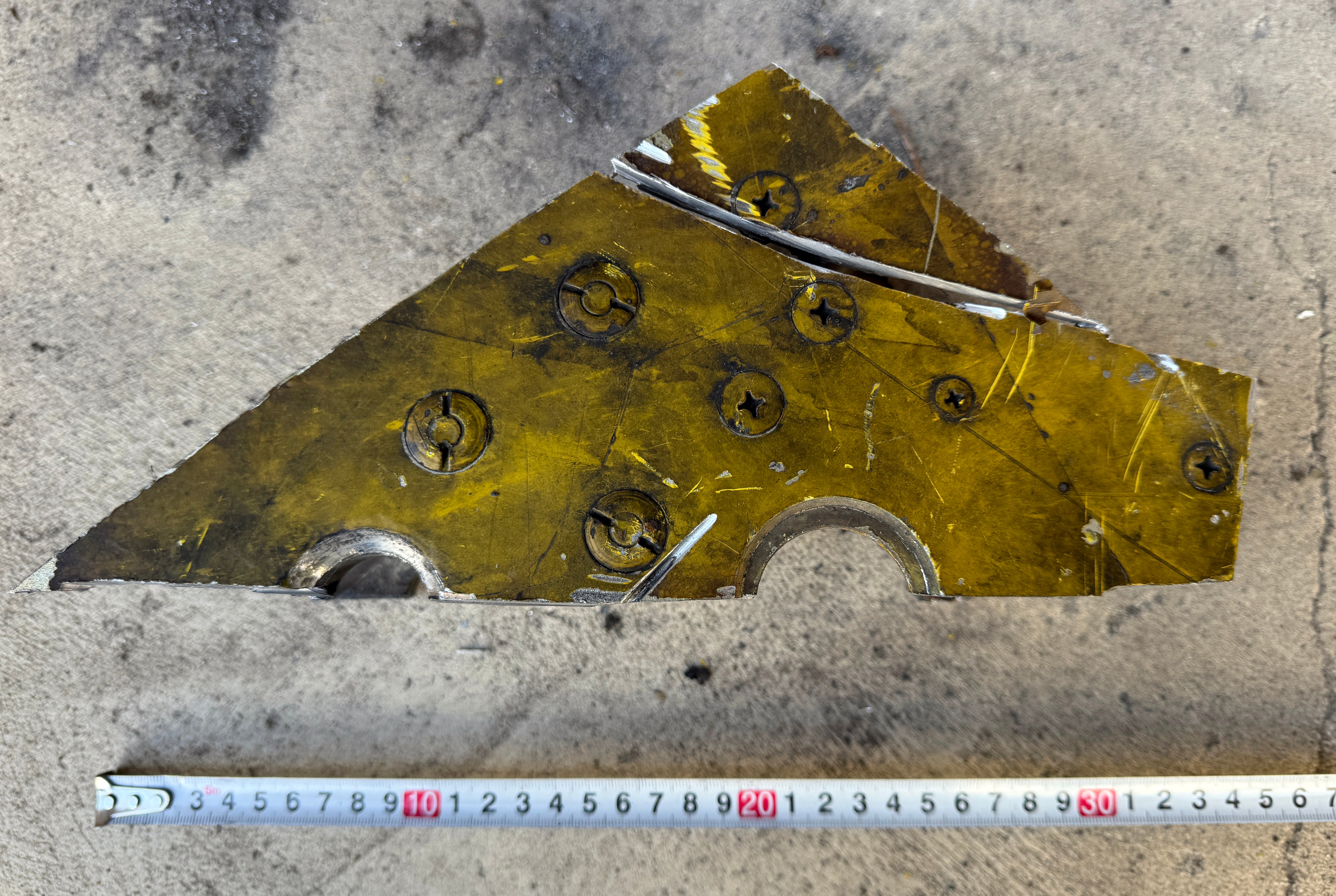Trophy part of the wing supersonic fighter-bomber SU 34 russian shot down aviation russia Ukraine war #375