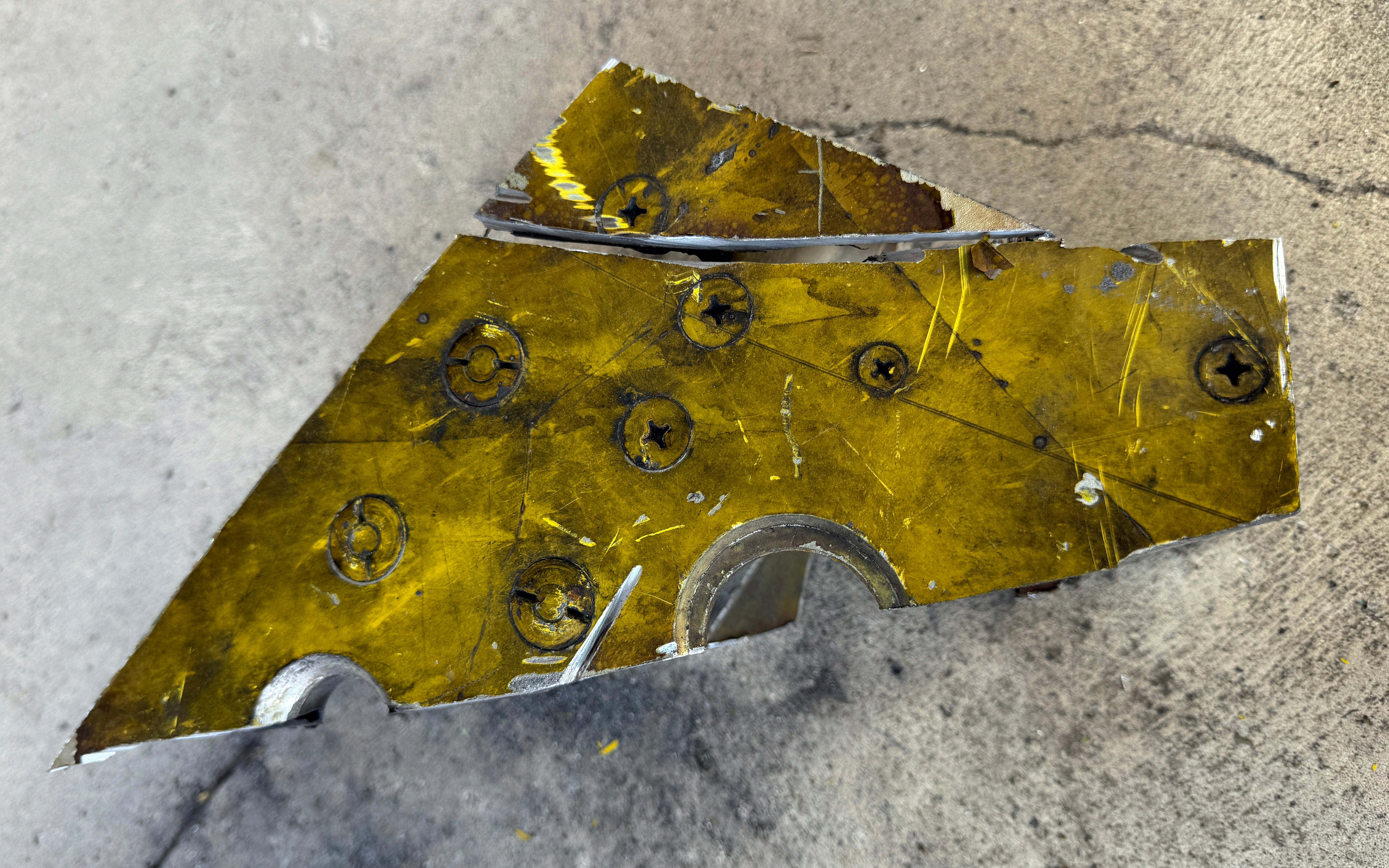 Trophy part of the wing supersonic fighter-bomber SU 34 russian shot down aviation russia Ukraine war #375