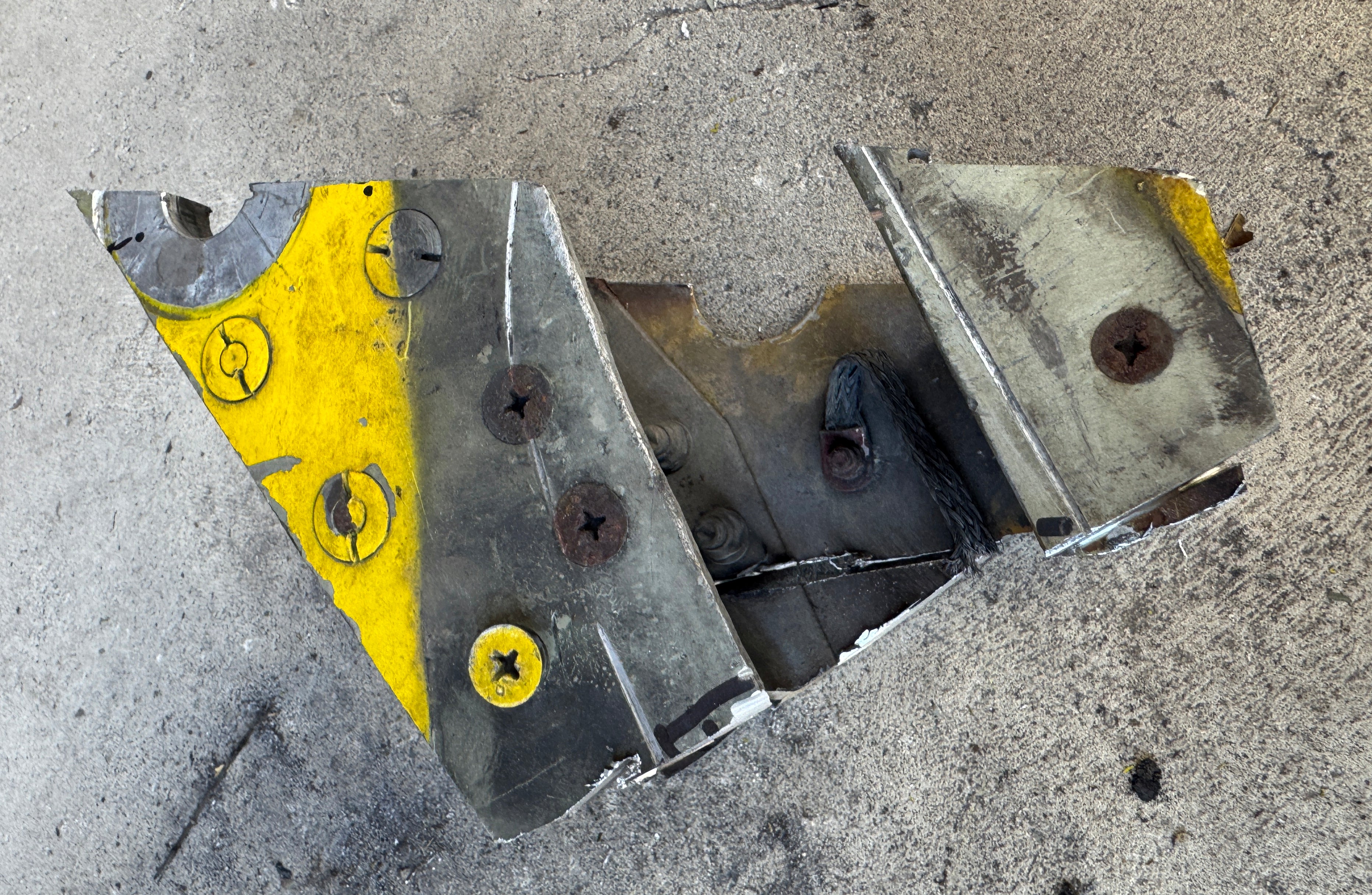 Trophy part of the wing supersonic fighter-bomber SU 34 russian shot down aviation russia Ukraine war #375