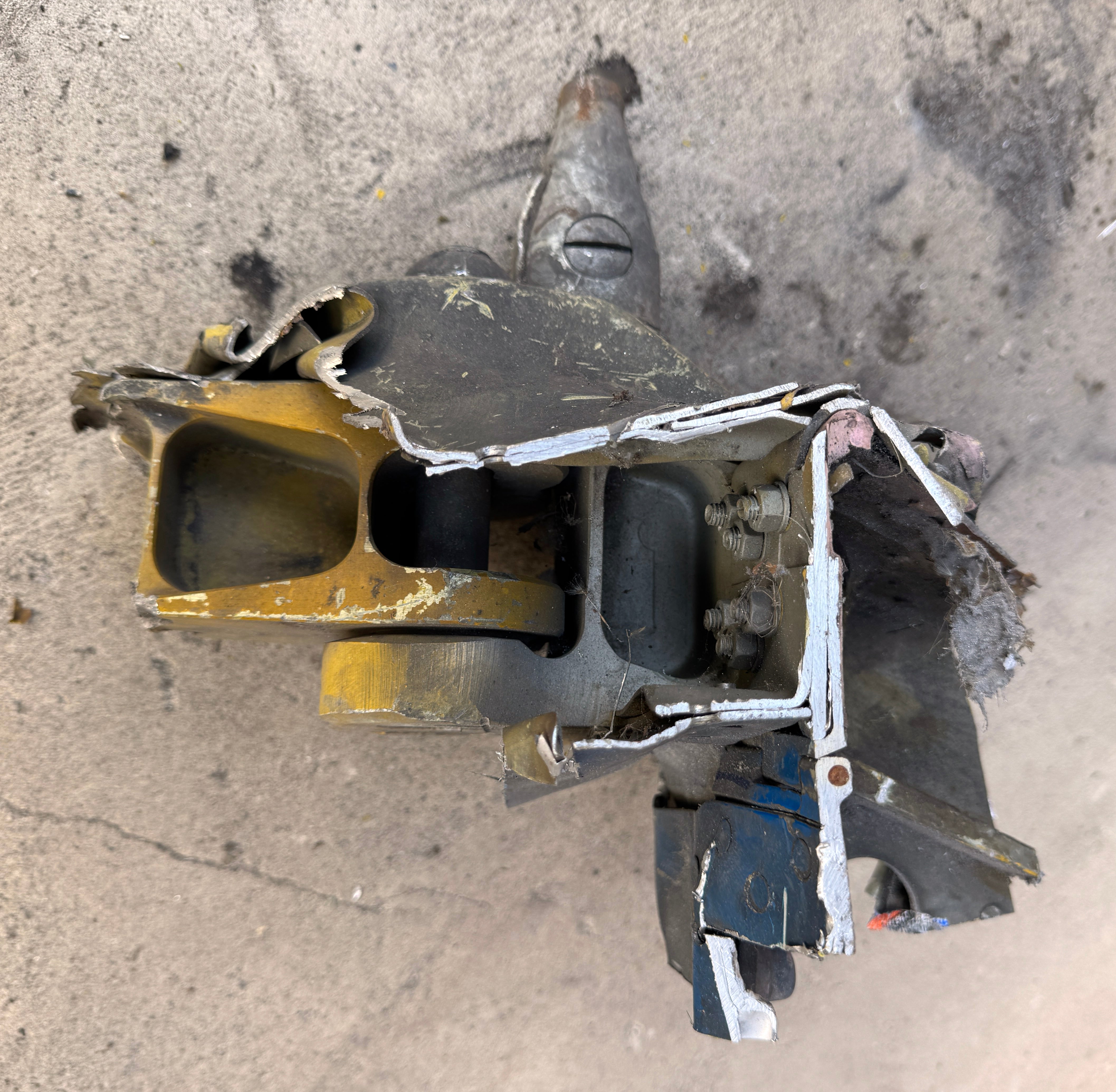 Trophy part of the wing supersonic fighter-bomber SU 34 russian shot down aviation russia Ukraine war #378