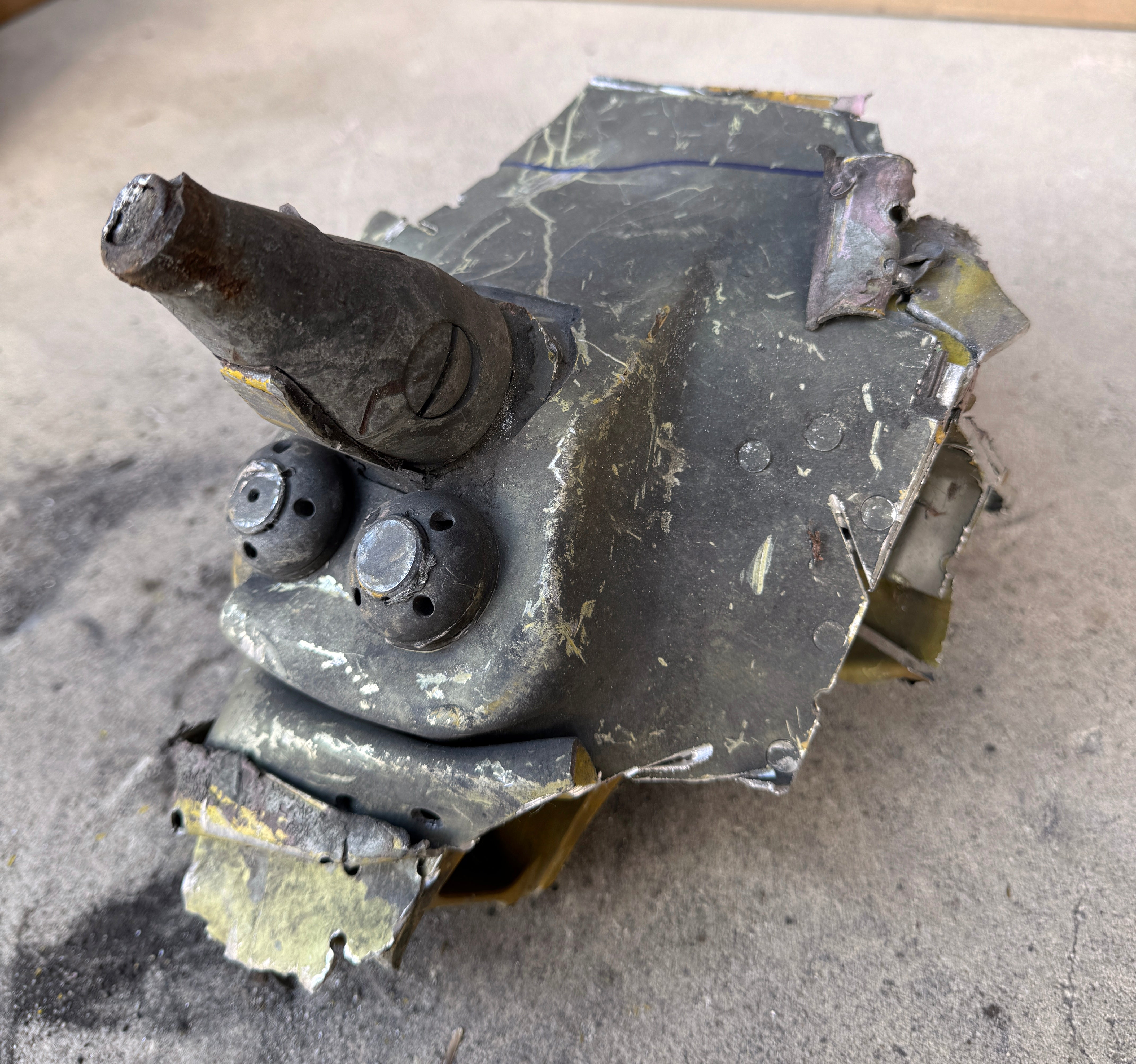 Trophy part of the wing supersonic fighter-bomber SU 34 russian shot down aviation russia Ukraine war #378
