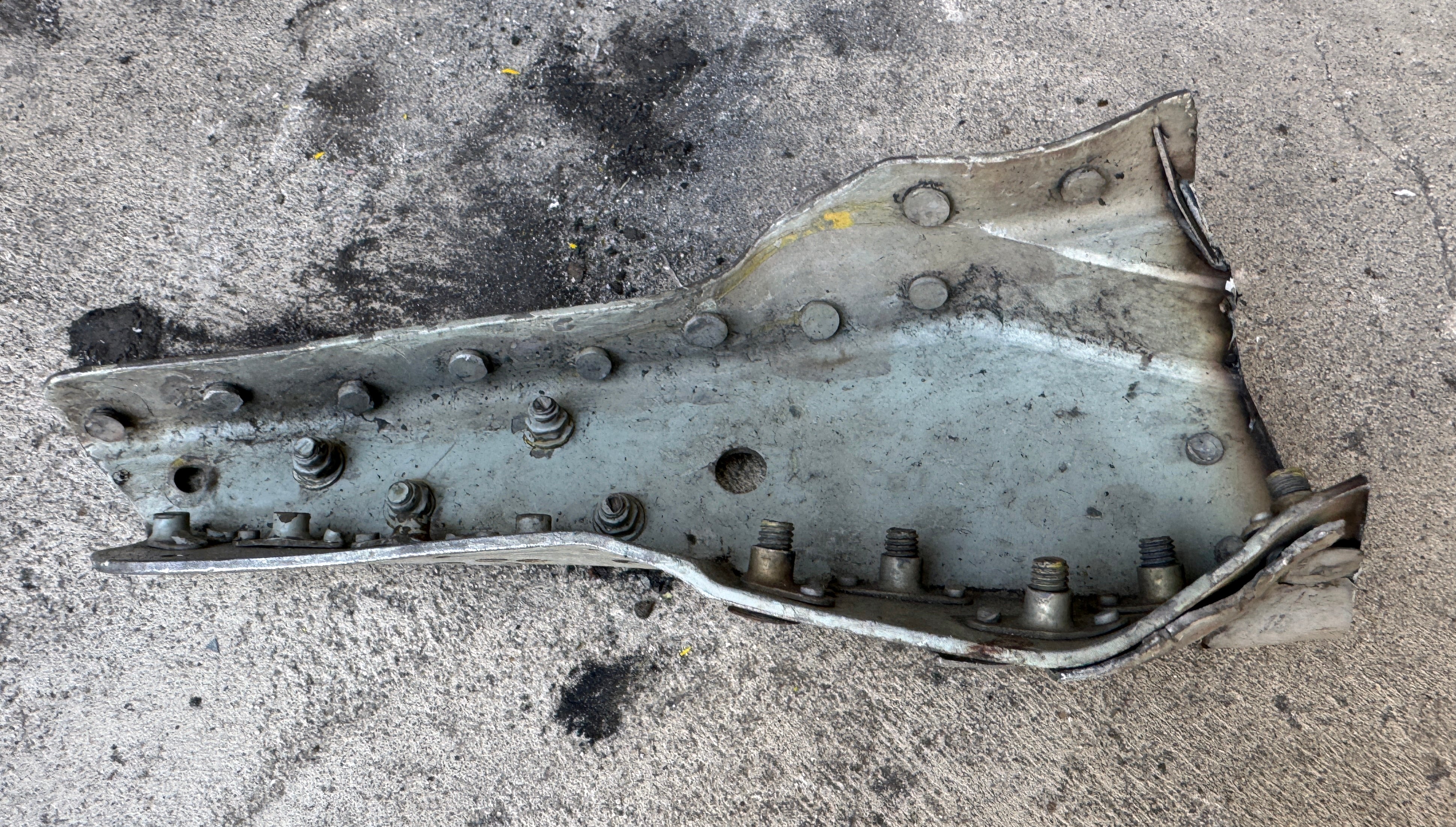 Trophy part of wing mechanism supersonic fighter-bomber SU 34 russian shot down aviation russia Ukraine war #338