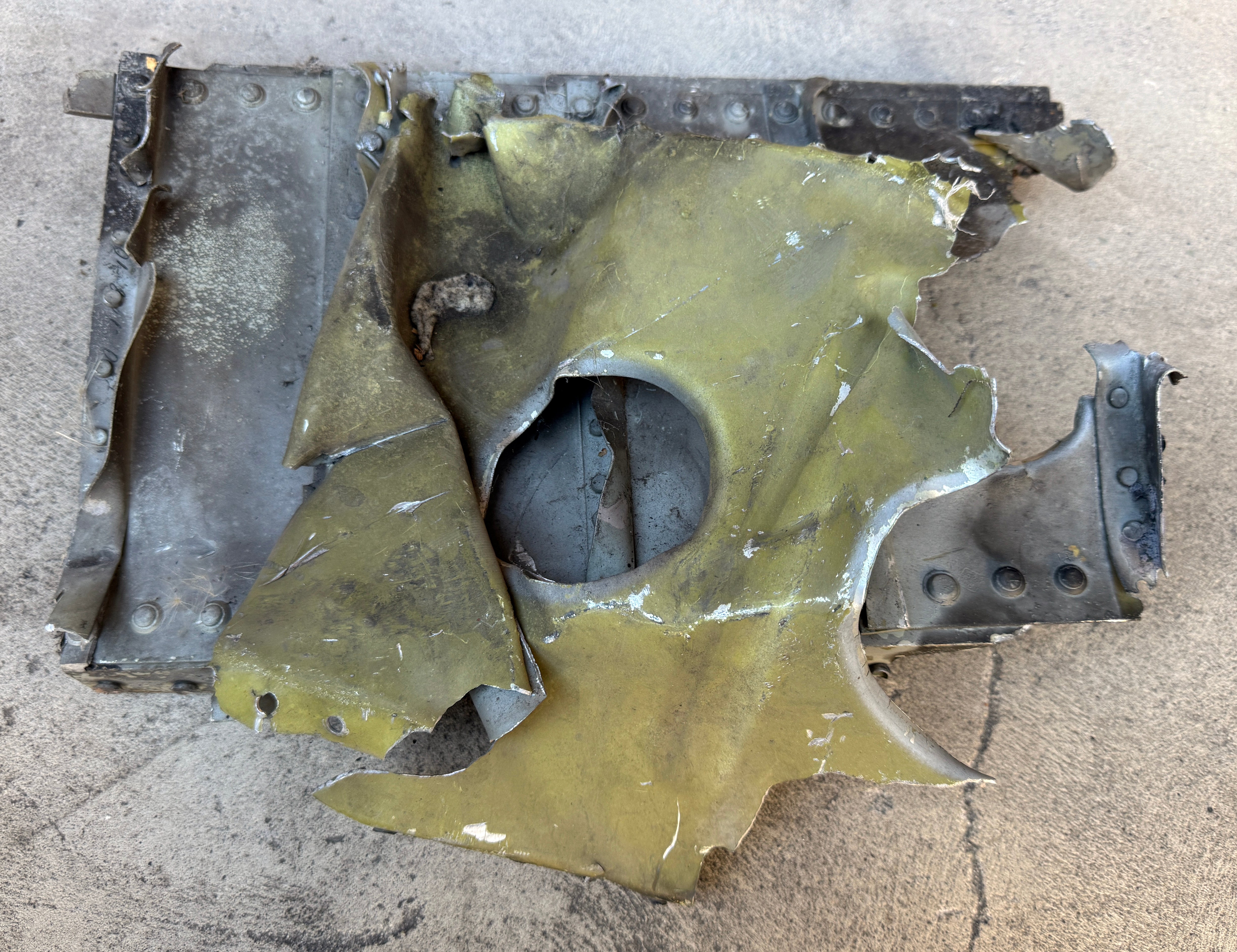 Trophy part of the front-line supersonic fighter-bomber SU 34 russian shot down aviation russia Ukraine war #381