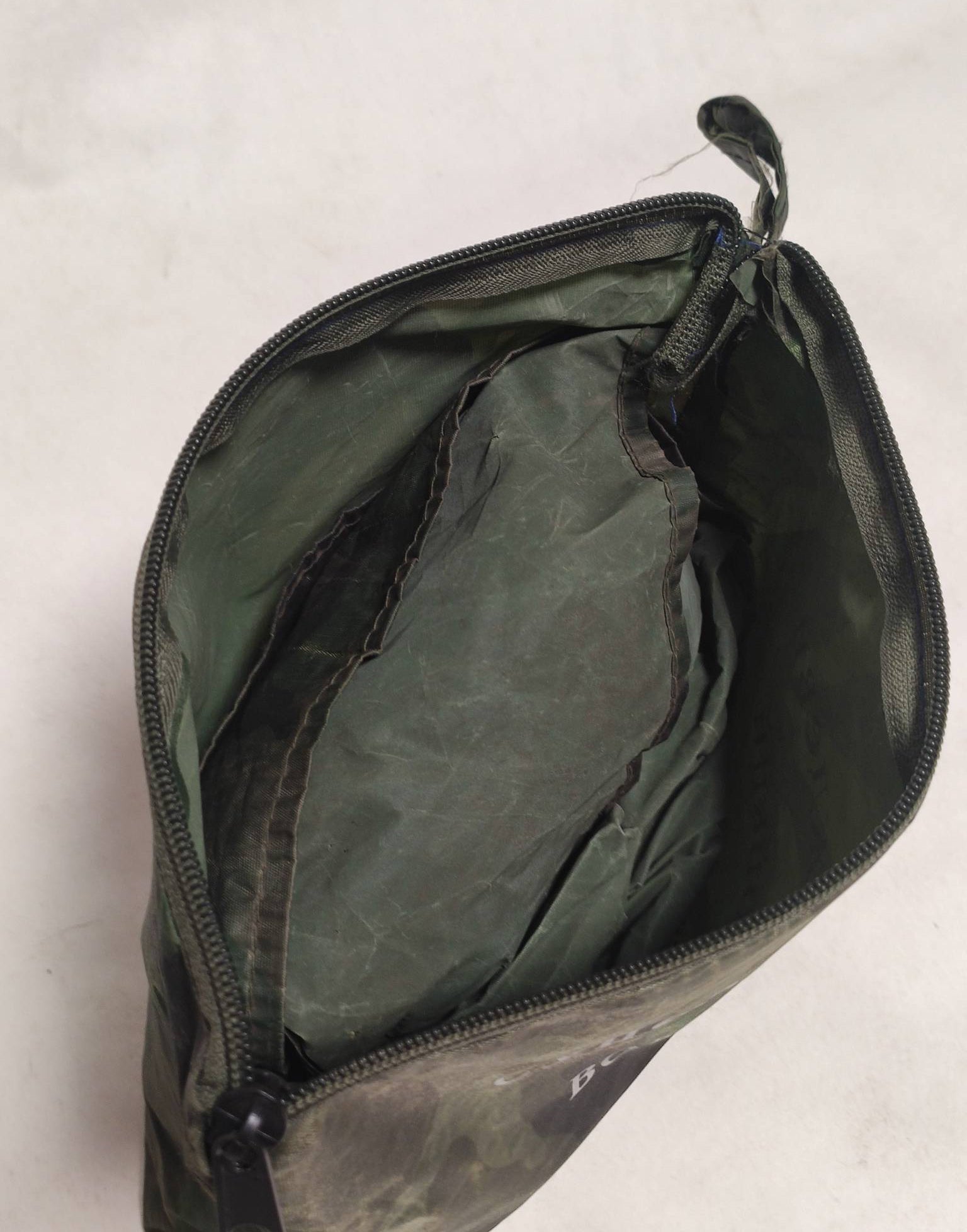 Trophy russian soldier raincoat jacket bag camouflage suit soldier uniform military army Ukraine war 2022-2024 #3