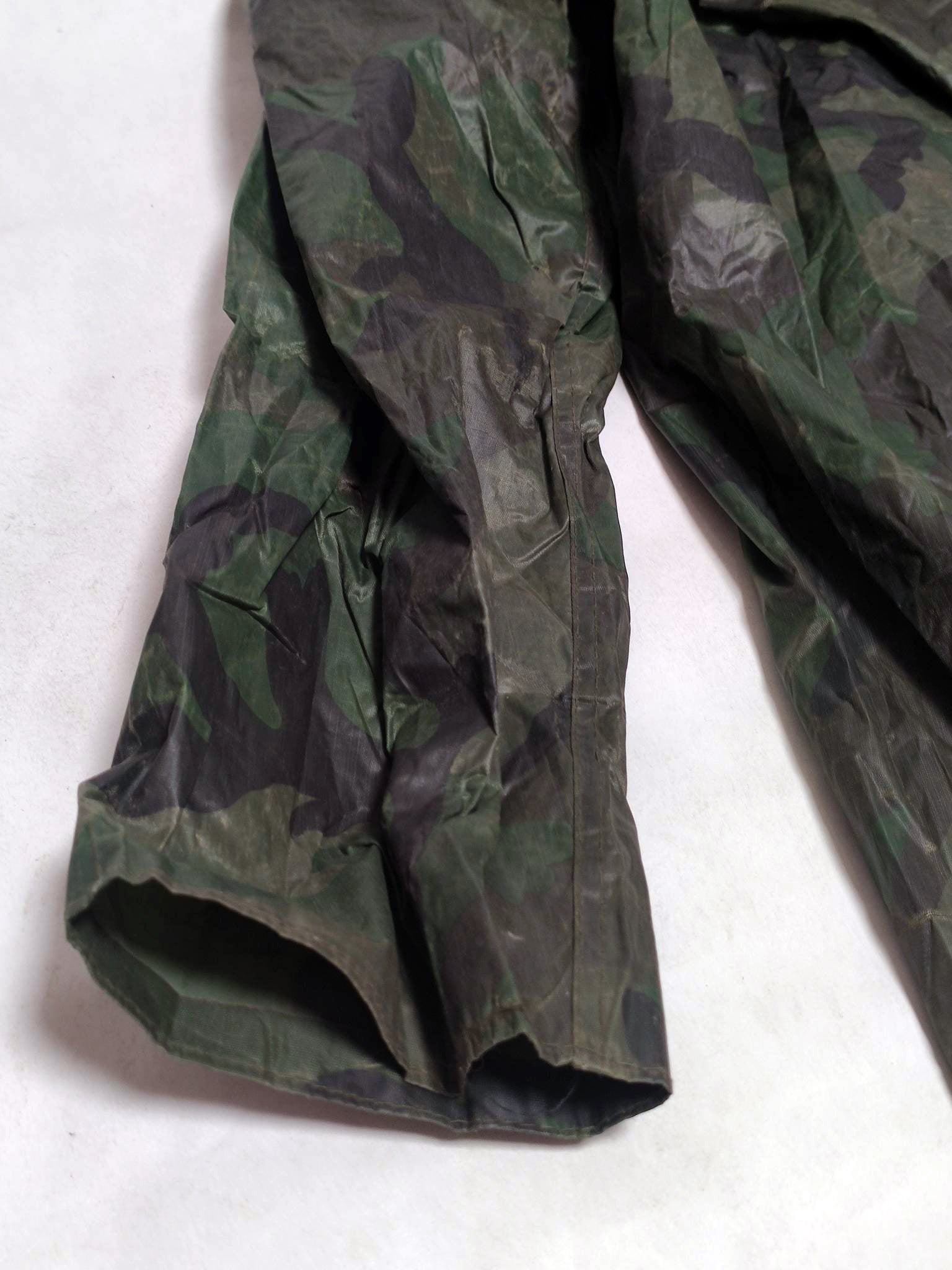 Trophy russian soldier raincoat jacket bag camouflage suit soldier uniform military army Ukraine war 2022-2024 #3
