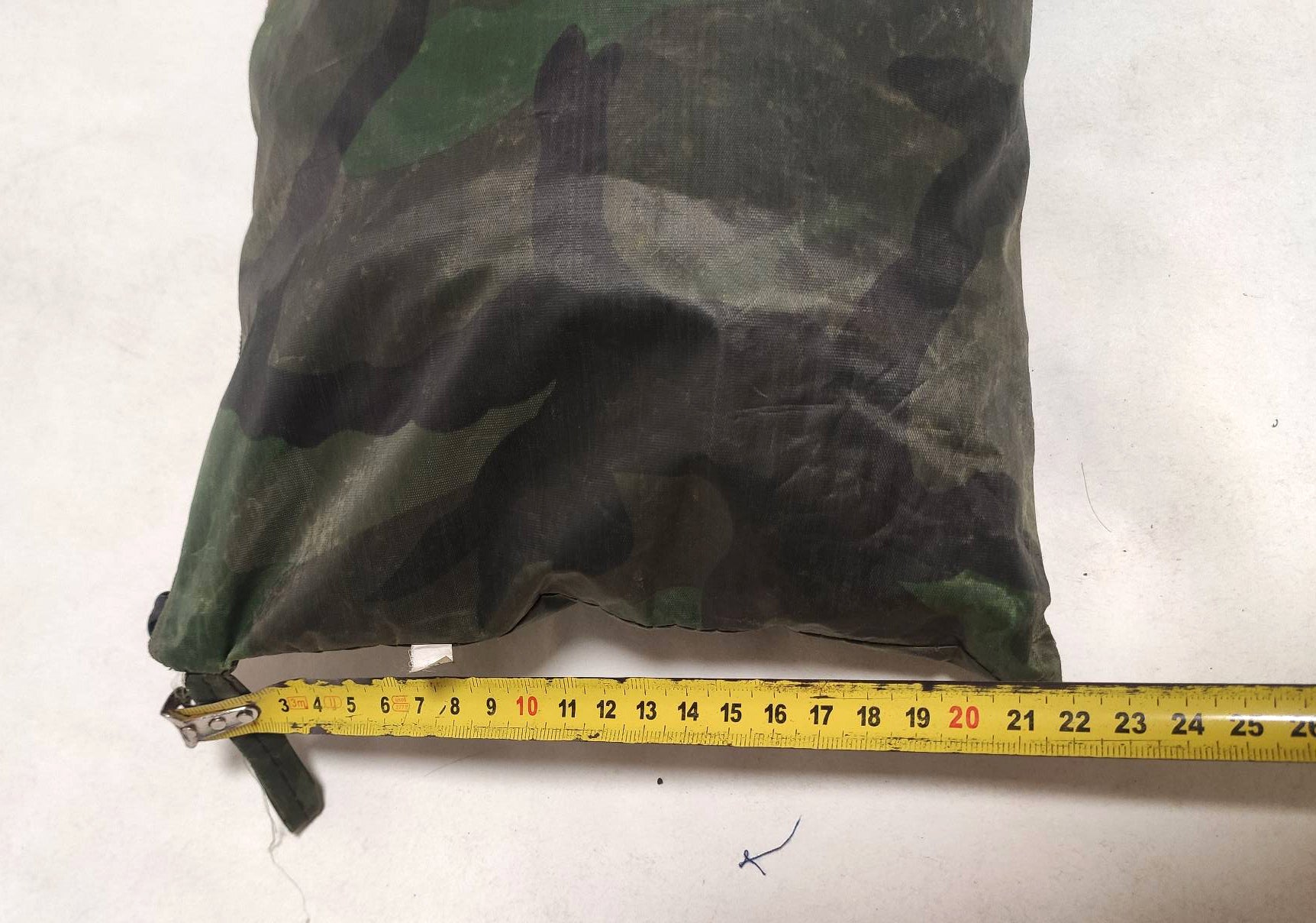 Trophy russian soldier raincoat jacket bag camouflage suit soldier uniform military army Ukraine war 2022-2024 #3