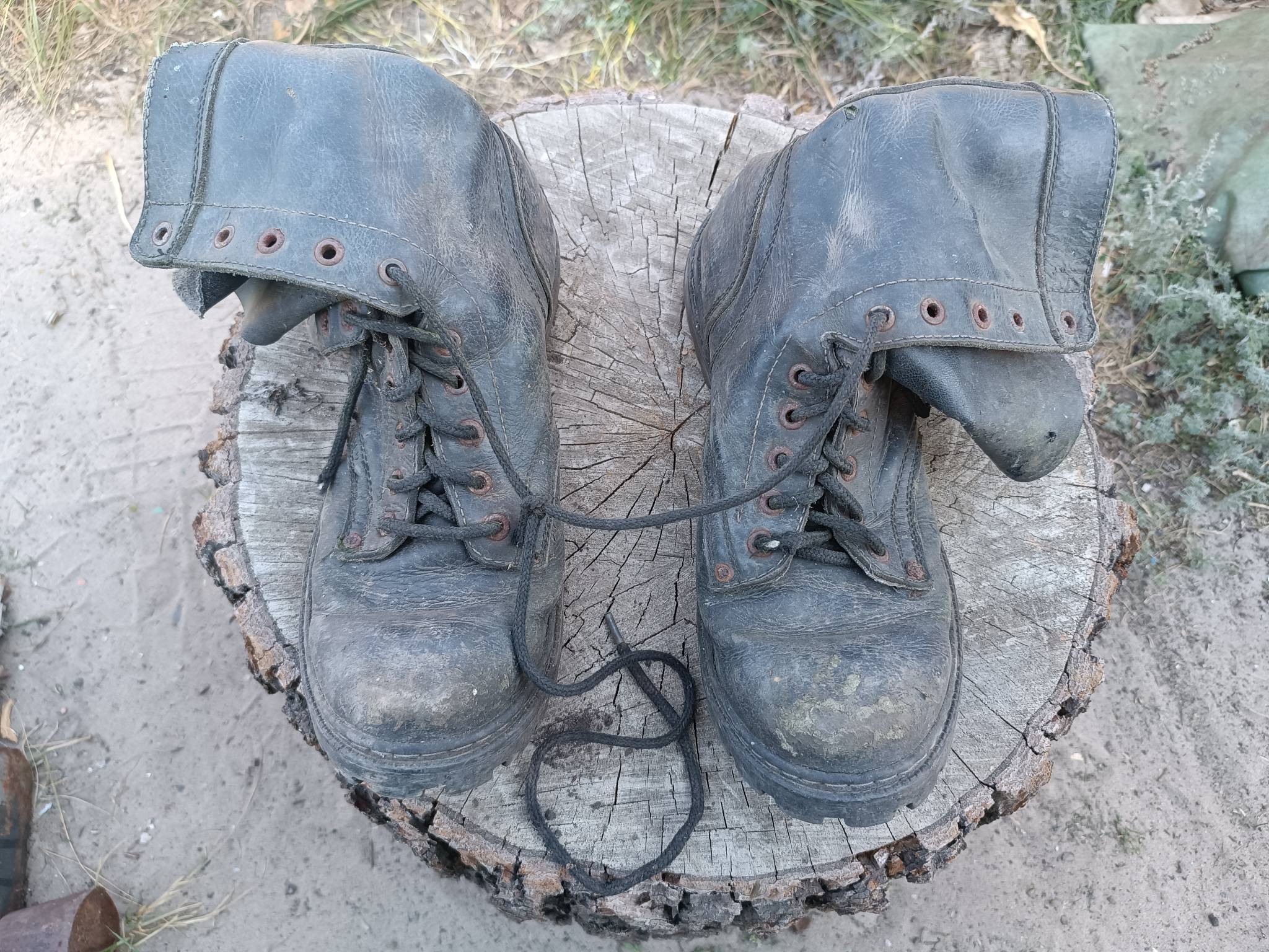 Trophy russian soldier combat boots uniform military army Ukraine war 2022-2024 #11