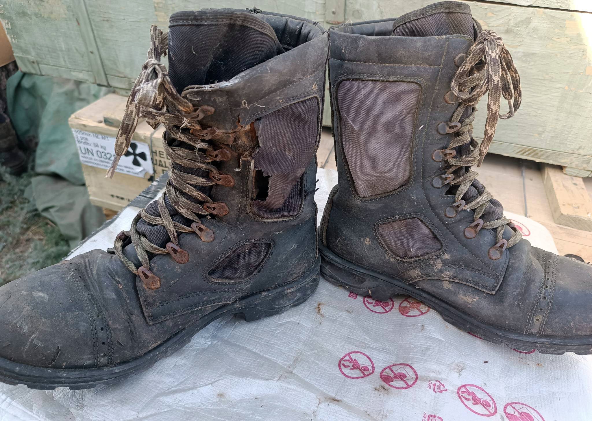 Trophy russian soldier combat boots uniform military army Ukraine war 2022-2024 #10