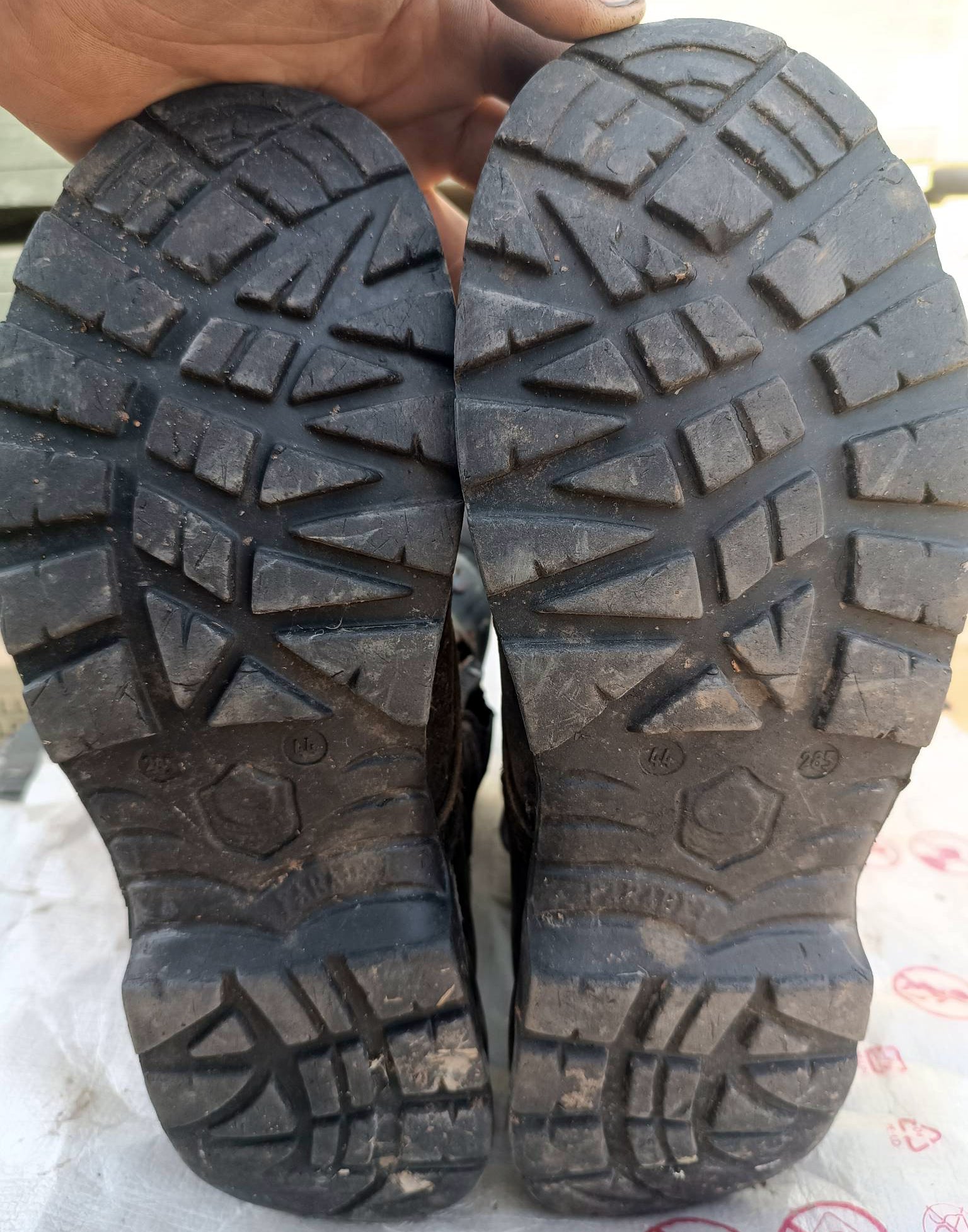 Trophy russian soldier combat boots uniform military army Ukraine war 2022-2024 #10