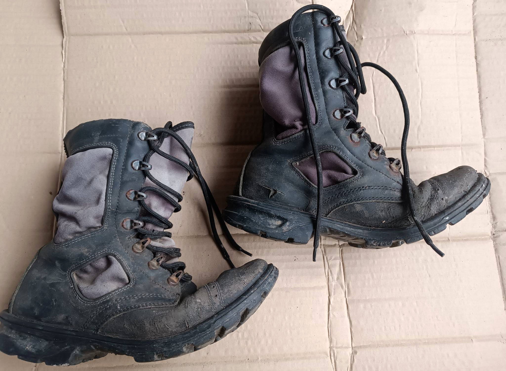 Trophy russian soldier combat boots uniform military army Russia Ukraine war 2022-2024 #12