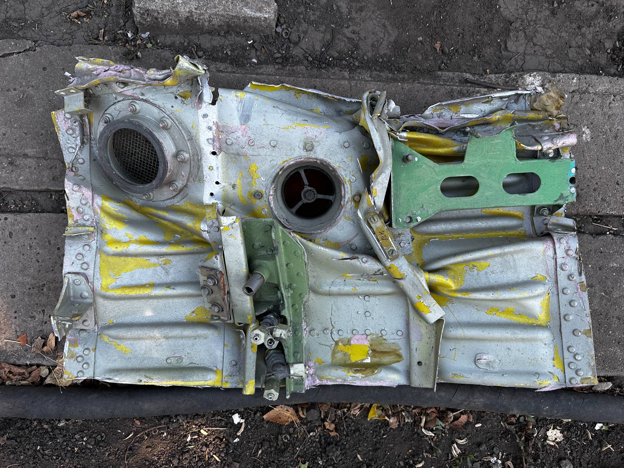 Trophy part of the front-line supersonic fighter-bomber SU 34 russian shot down aviation russia Ukraine war #127
