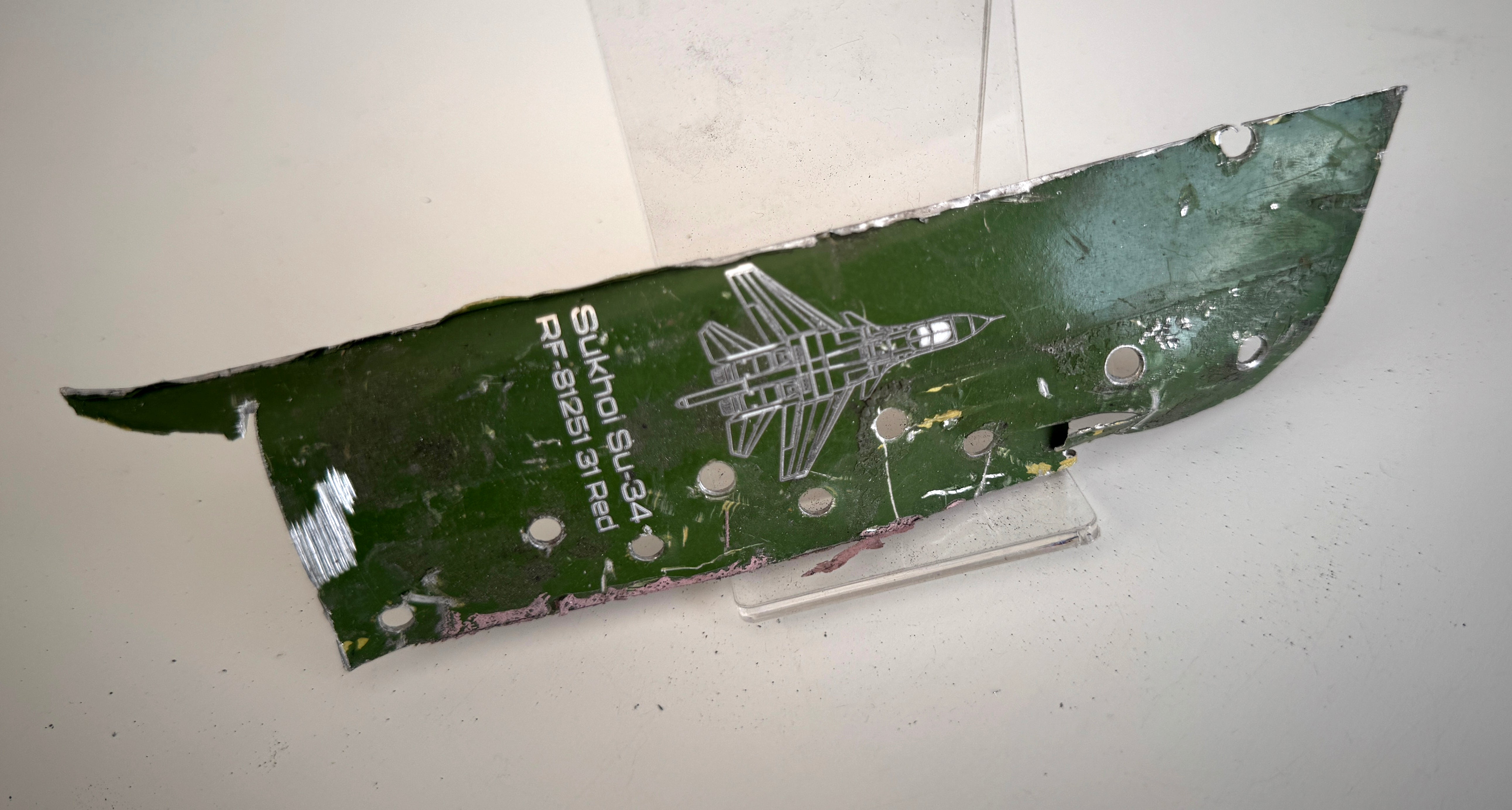 Trophy part of the front-line supersonic fighter-bomber SU 34 russian shot down aviation russia Ukraine war #125