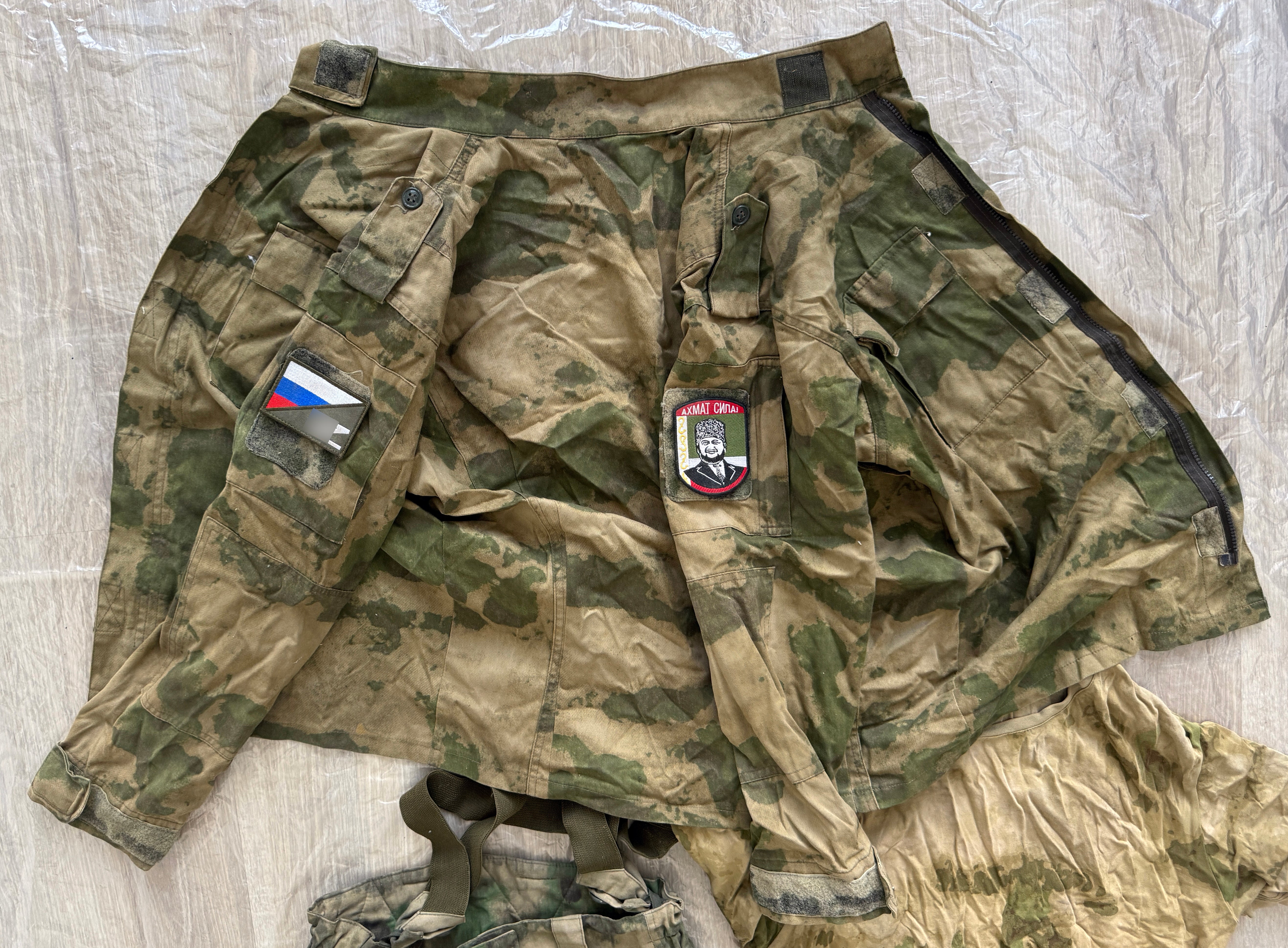 Trophy russian soldier set Uniform Kadyrovite Chechen jacket patch t-shirt costume pants camo moss russian military army Russia Ukraine war 2022-2024 #4