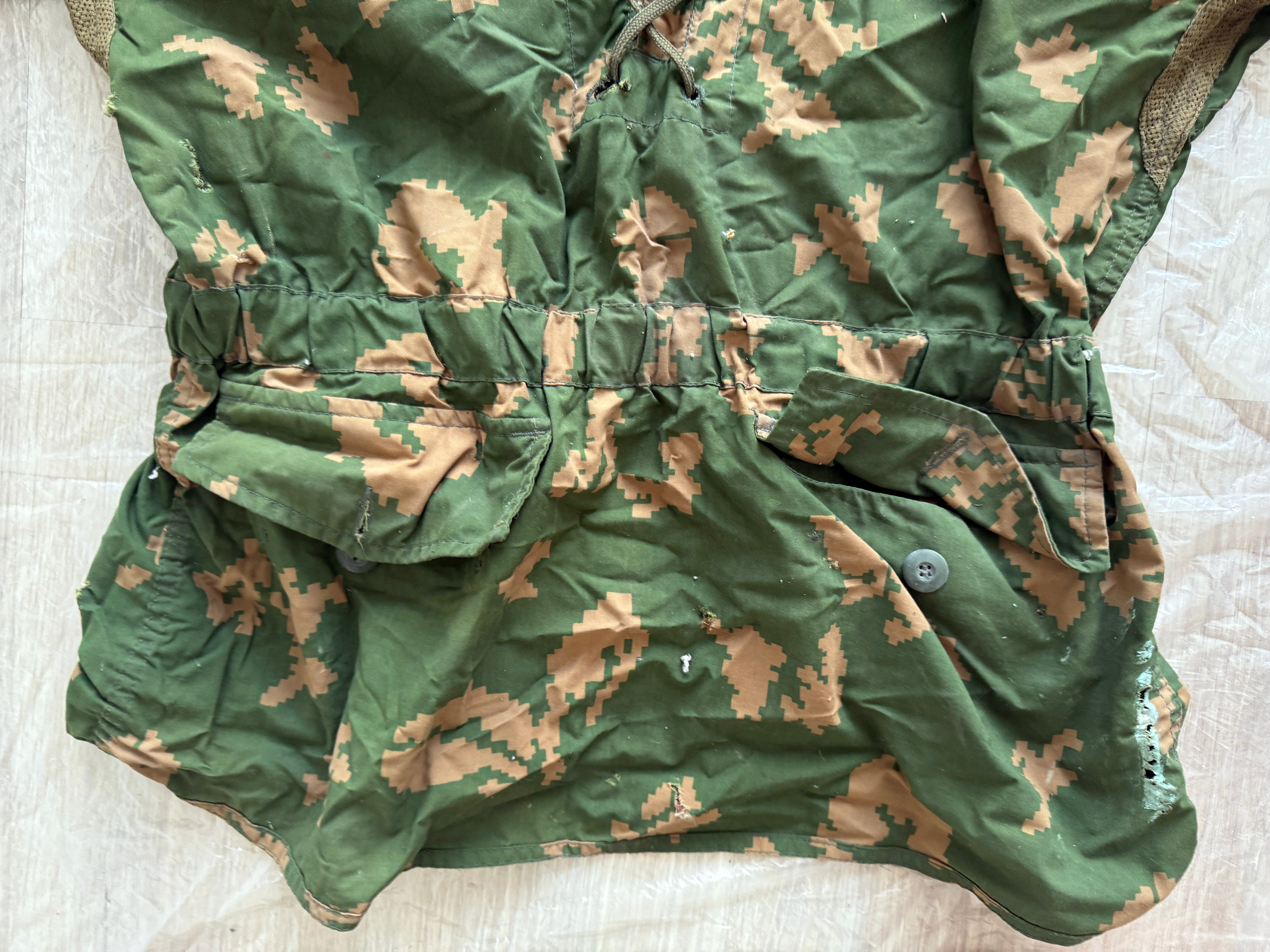 Trophy russian soldier set Uniform Kadyrovite Chechen patch jacket costume pants camo russian military army Russia Ukraine war 2022-2024