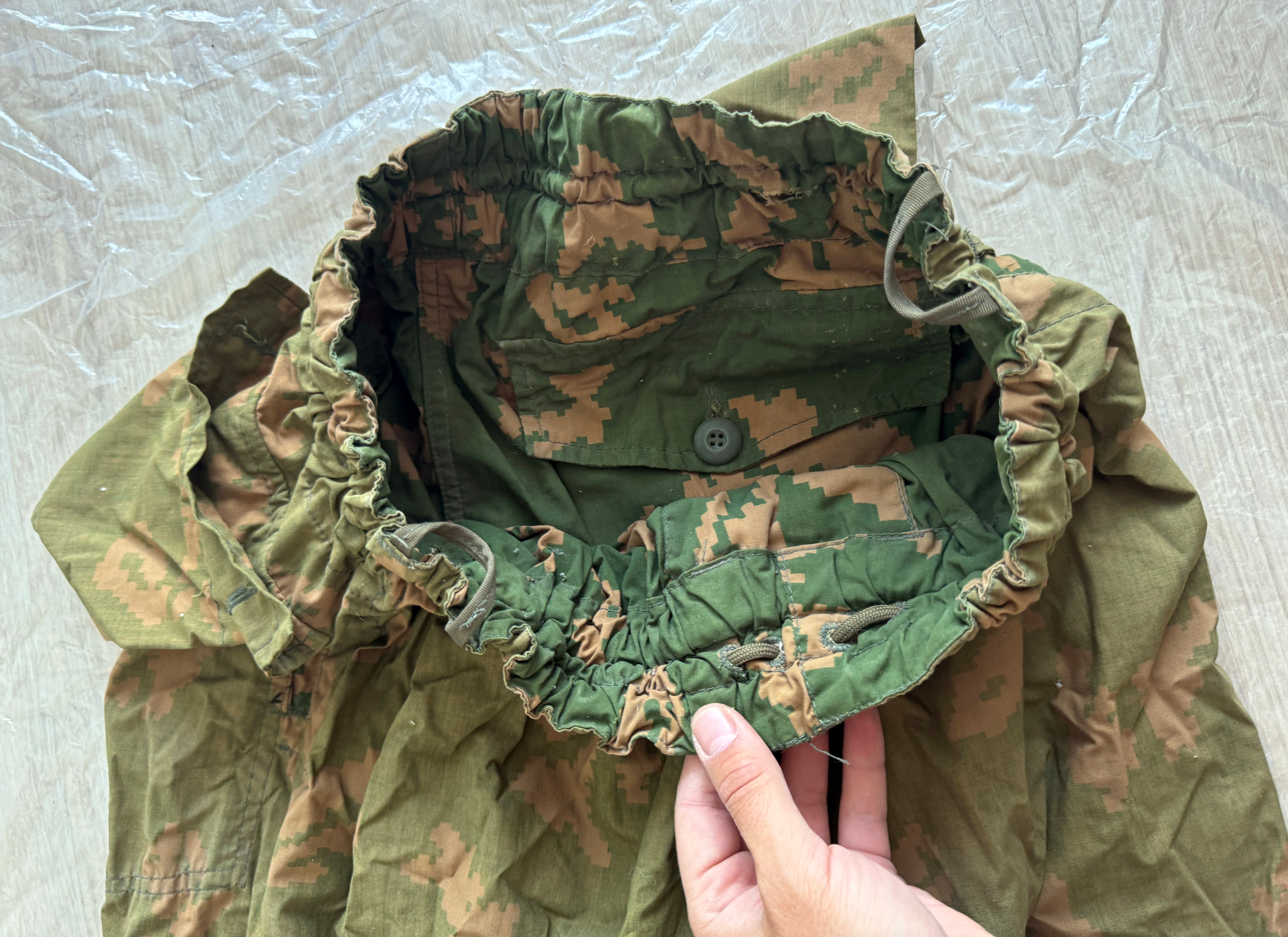 Trophy russian soldier set Uniform Kadyrovite Chechen patch jacket costume pants camo russian military army Russia Ukraine war 2022-2024