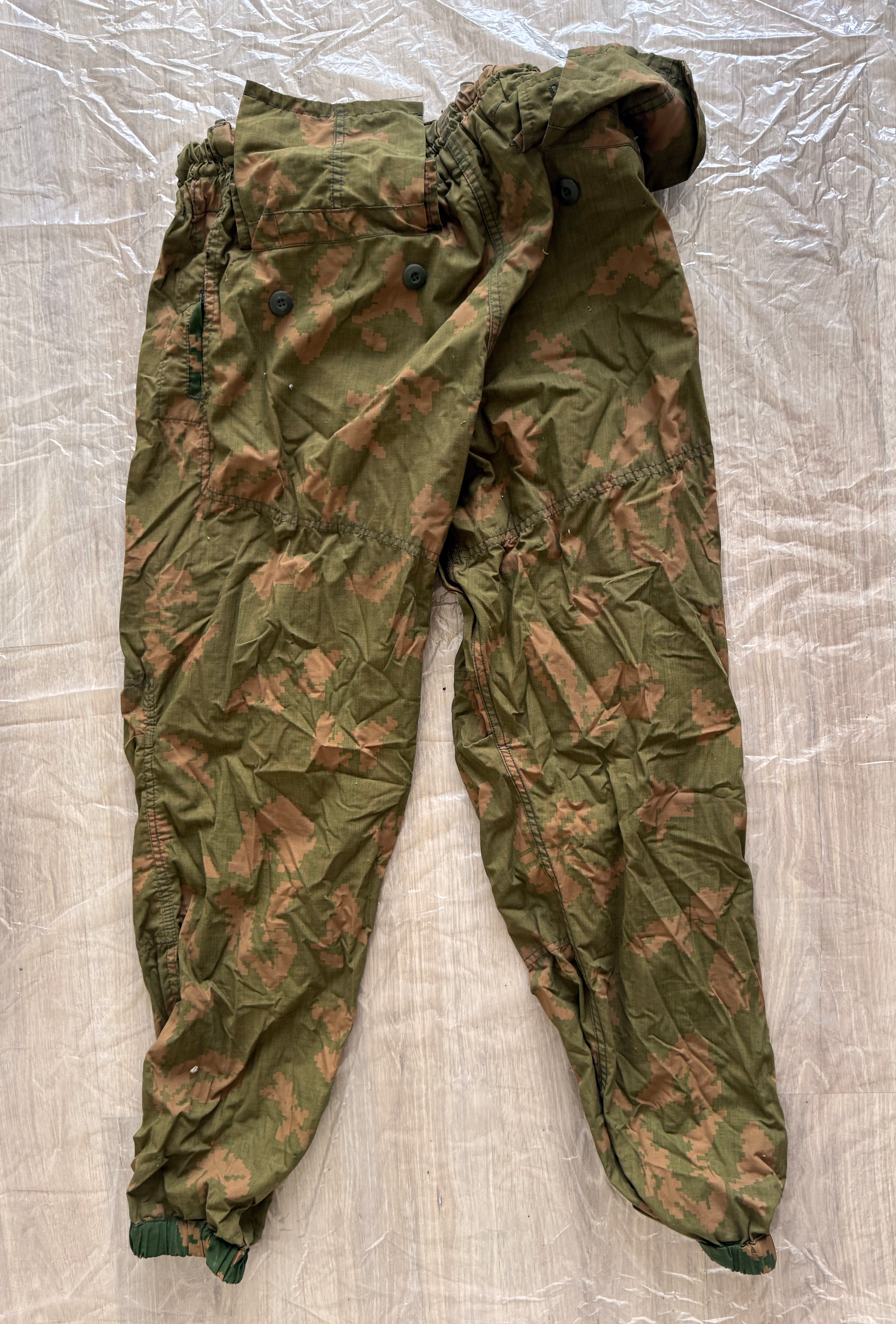 Trophy russian soldier set Uniform Kadyrovite Chechen patch jacket costume pants camo russian military army Russia Ukraine war 2022-2024