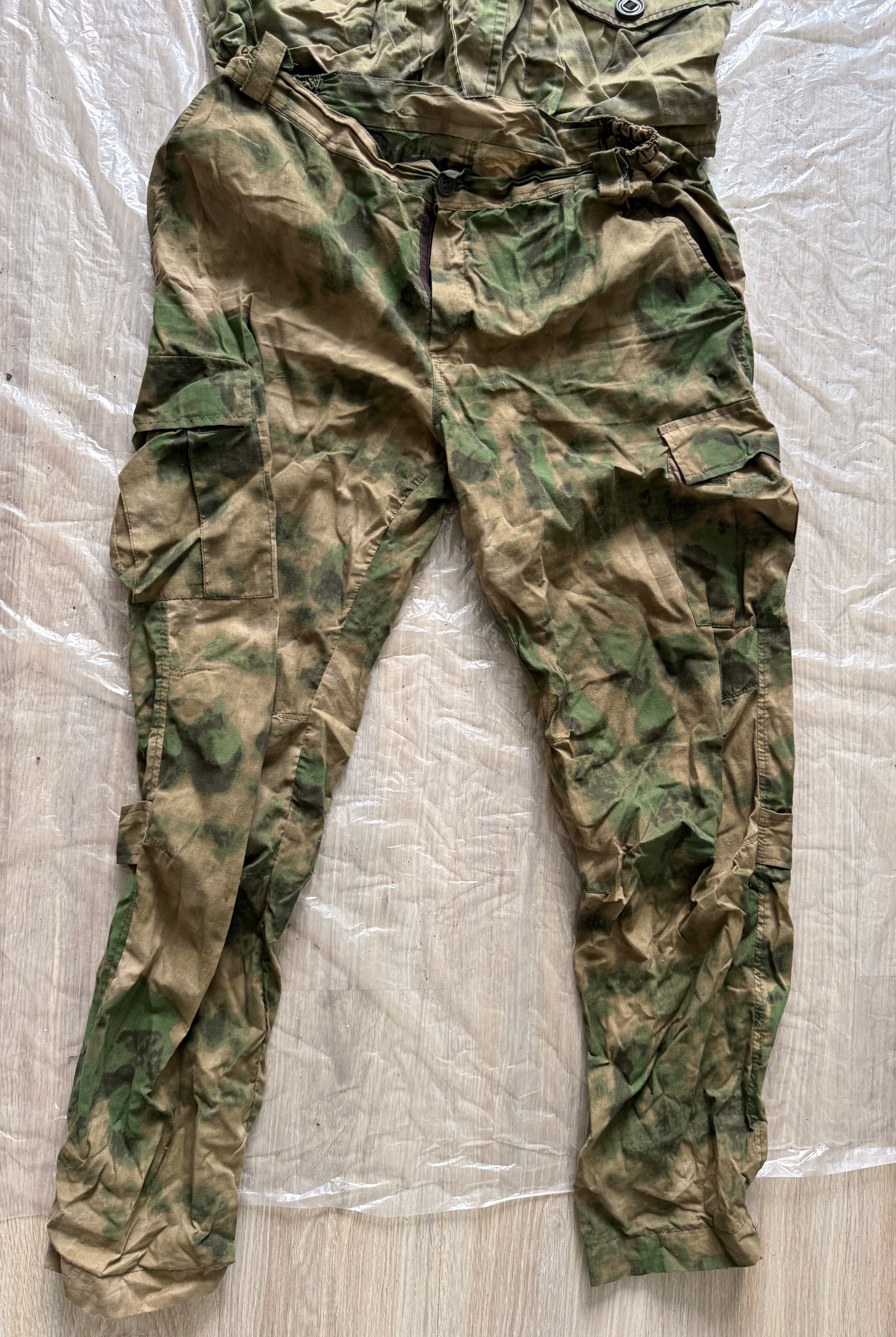 Trophy russian soldier soldier special forces set uniform Kadyrovite Chechen jacket patch badge costume pants camo moss military army Russia Ukraine war 2022-2024 #2