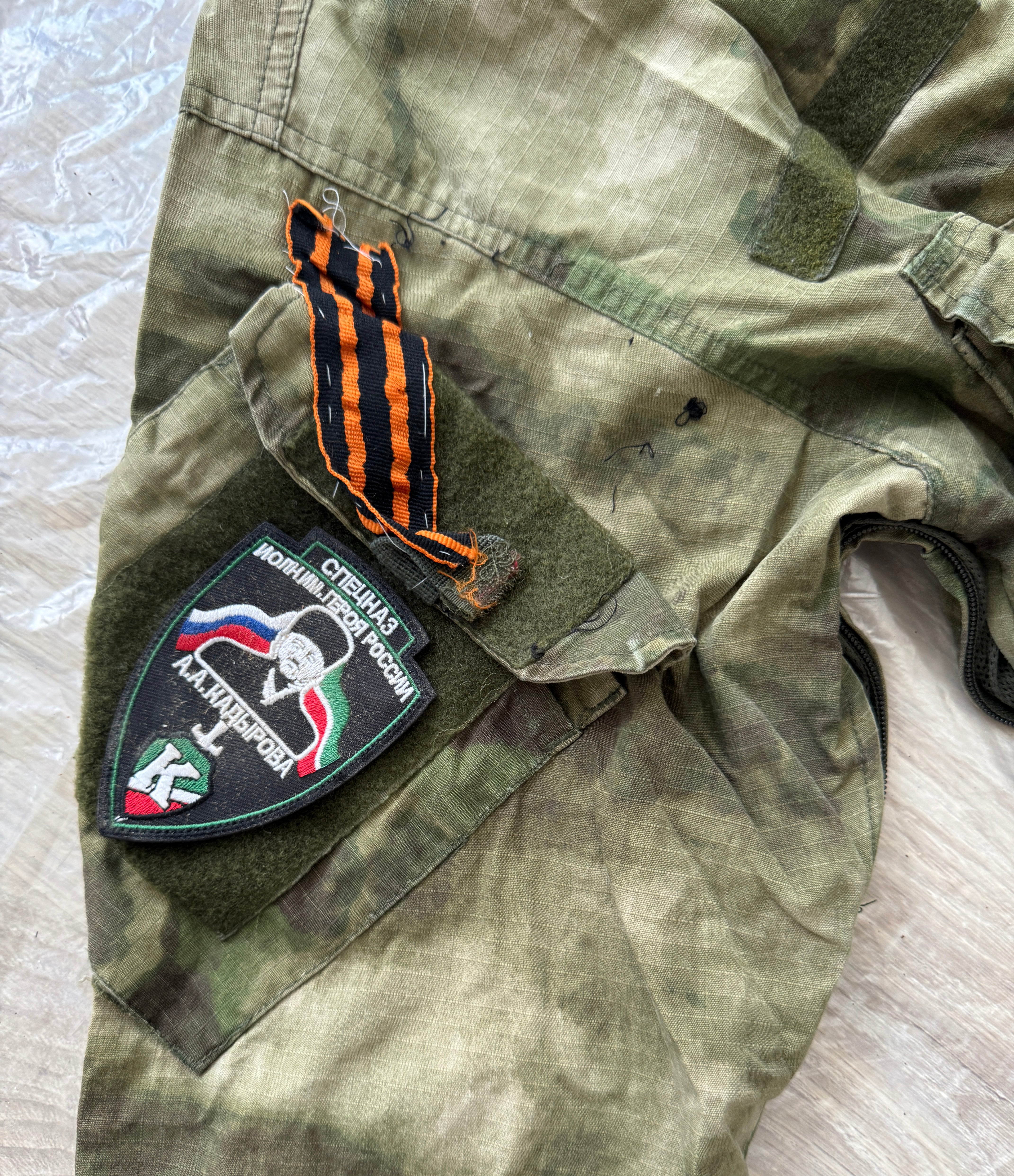 Trophy russian special forces soldier uniform Kadyrovite Chechen jacket patch camo moss military army Russia Ukraine war 2022-2024 #2