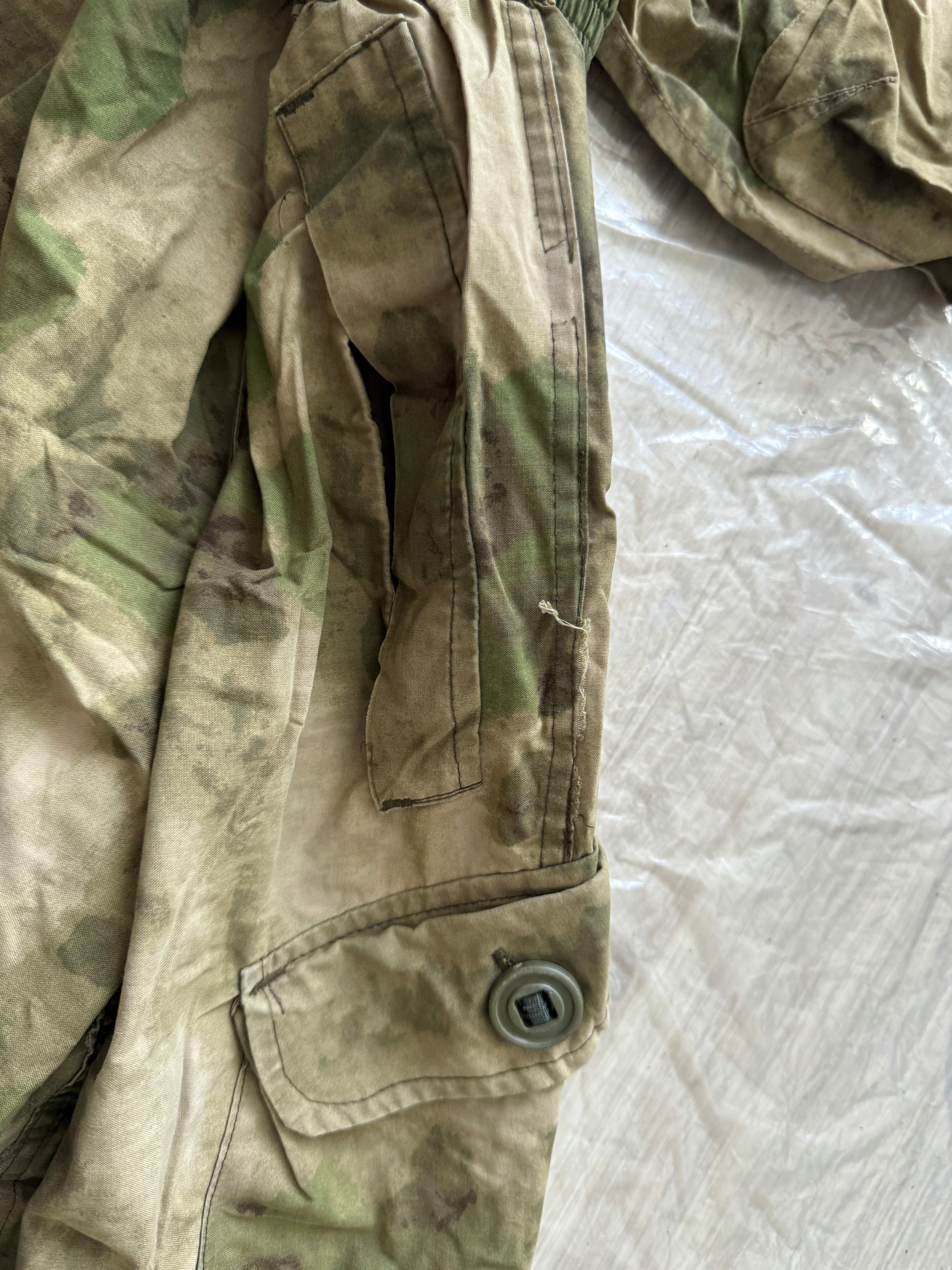 Trophy russian soldier set uniform Kadyrovite Chechen jacket cap hat beret pants patch camo moss russia military army Ukraine war 2022-2024 #7