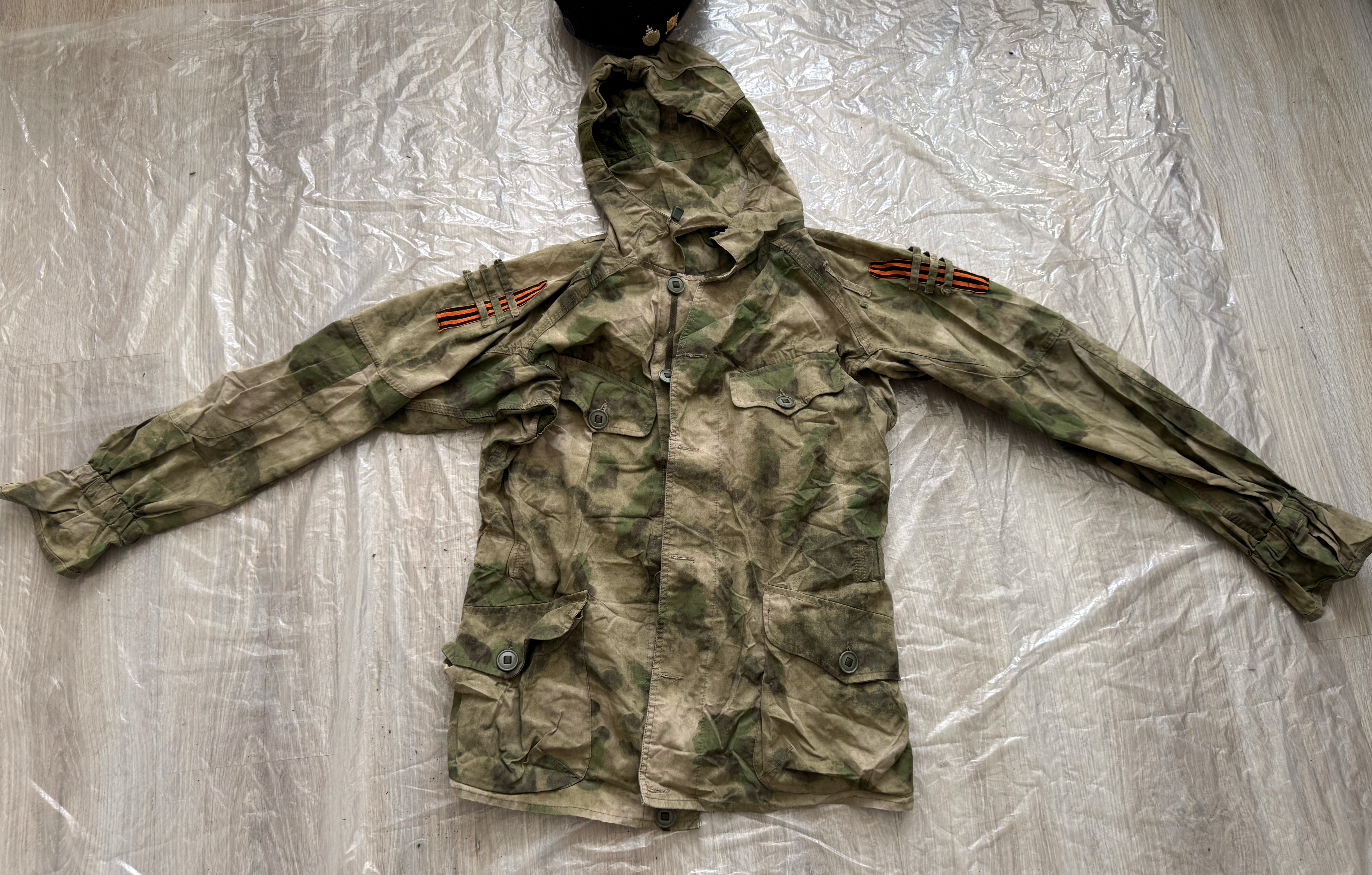 Trophy russian soldier set uniform Kadyrovite Chechen jacket cap hat beret pants patch camo moss russia military army Ukraine war 2022-2024 #7