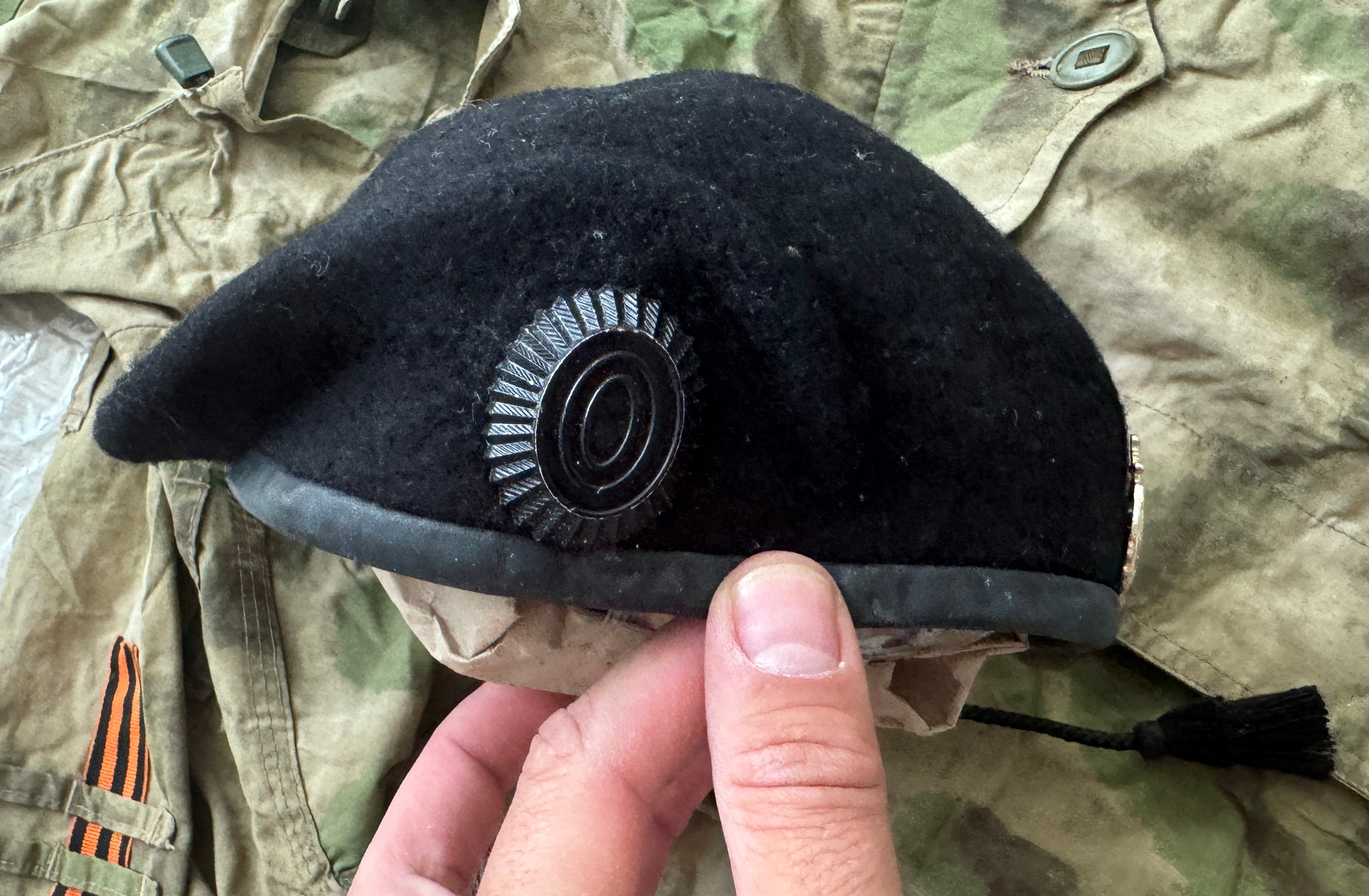 Trophy russian soldier set uniform Kadyrovite Chechen jacket cap hat beret pants patch camo moss russia military army Ukraine war 2022-2024 #7