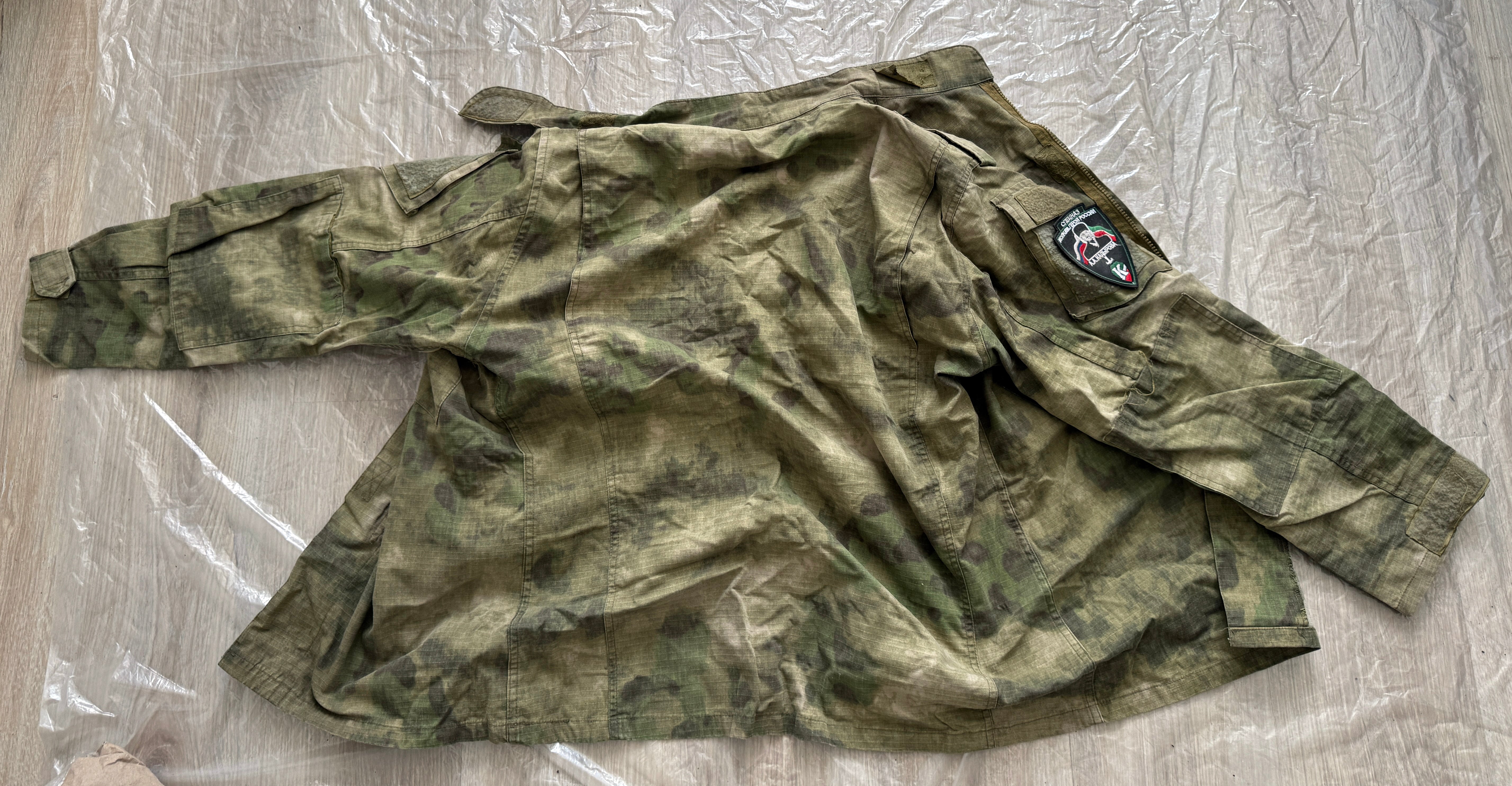 Trophy russian soldier uniform Kadyrovite Chechen jacket cap patch camo moss military army Russia Ukraine war 2022-2024