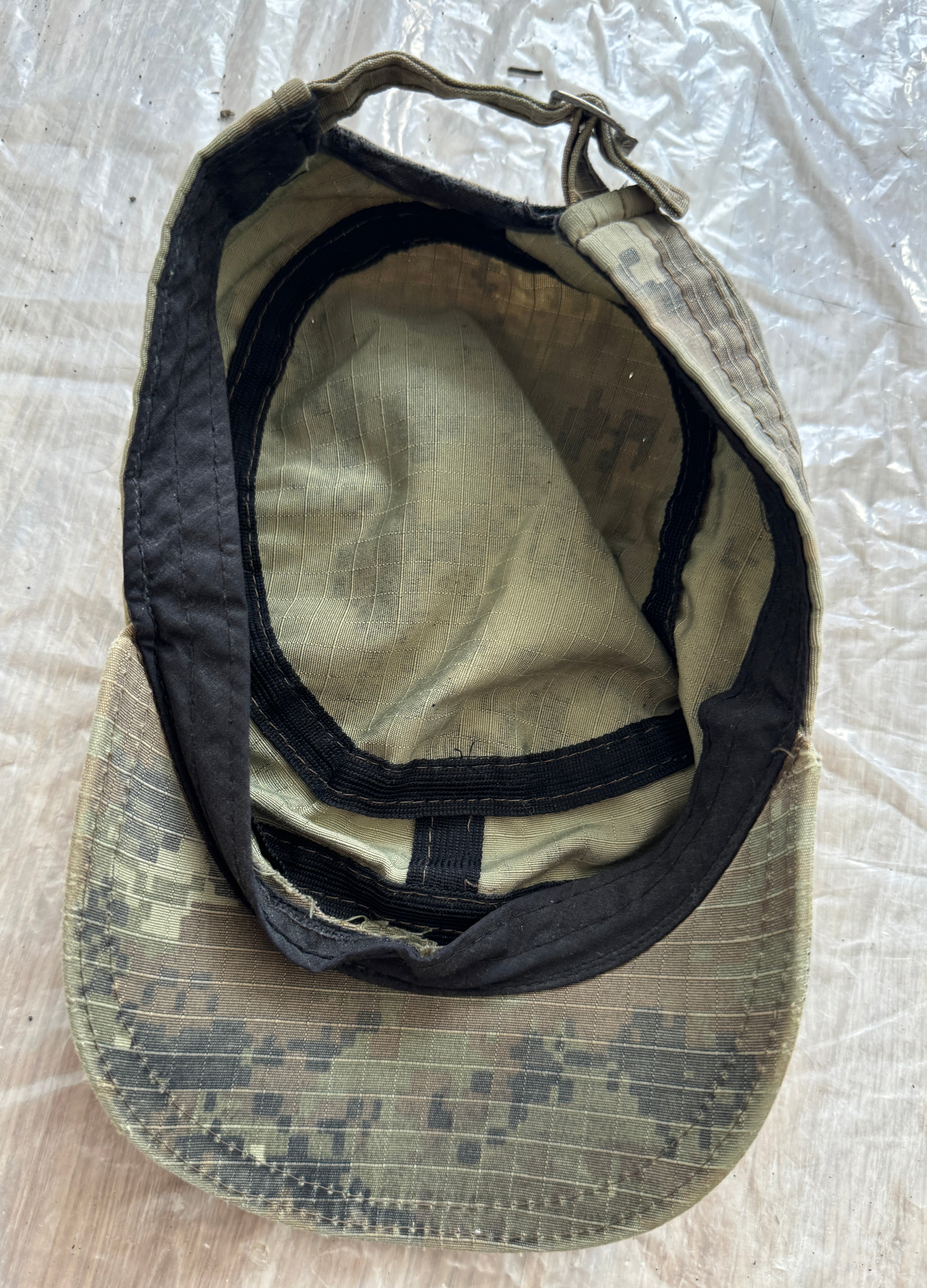 Trophy russian soldier Kadyrovite Chechen cap hat uniform camo russia military army Ukraine war 2022-2024 #2
