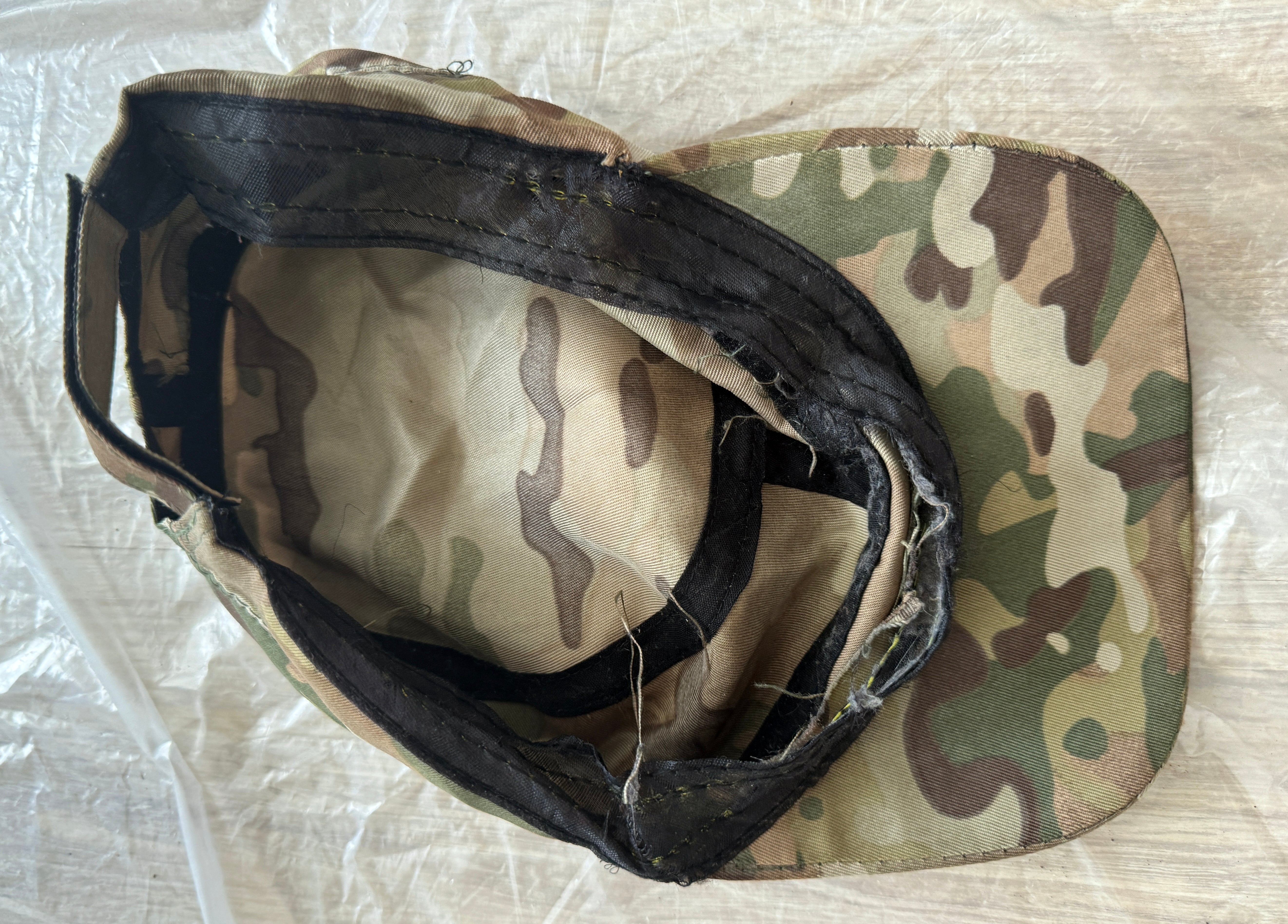 Trophy russian soldier uniform Kadyrovite Chechen cap hat patch camo military army Russia Ukraine war 2022-2024 rare #3