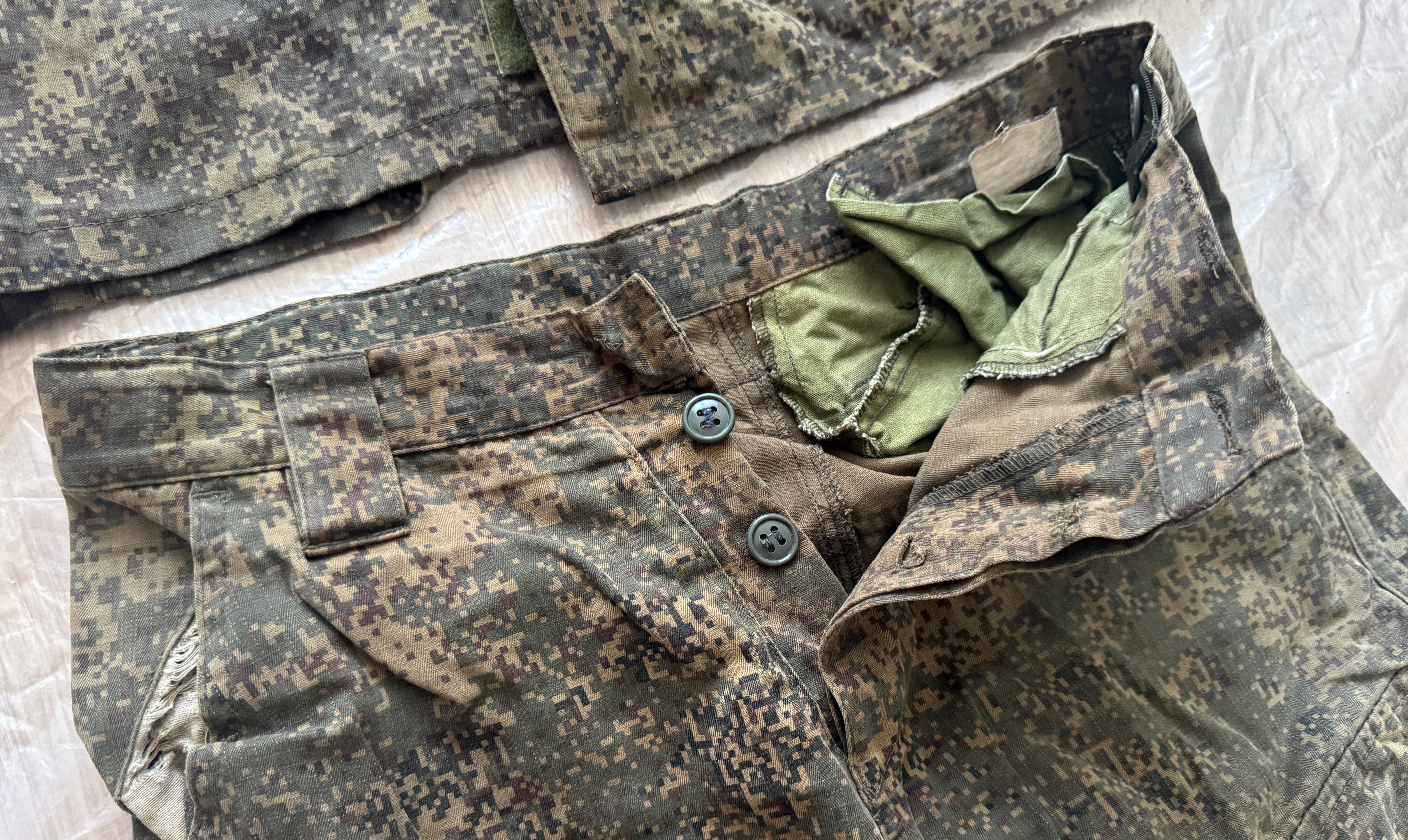 Trophy russian soldier set uniform jacket cap patch costume pants camo russia military army Ukraine war 2022-2024 #9
