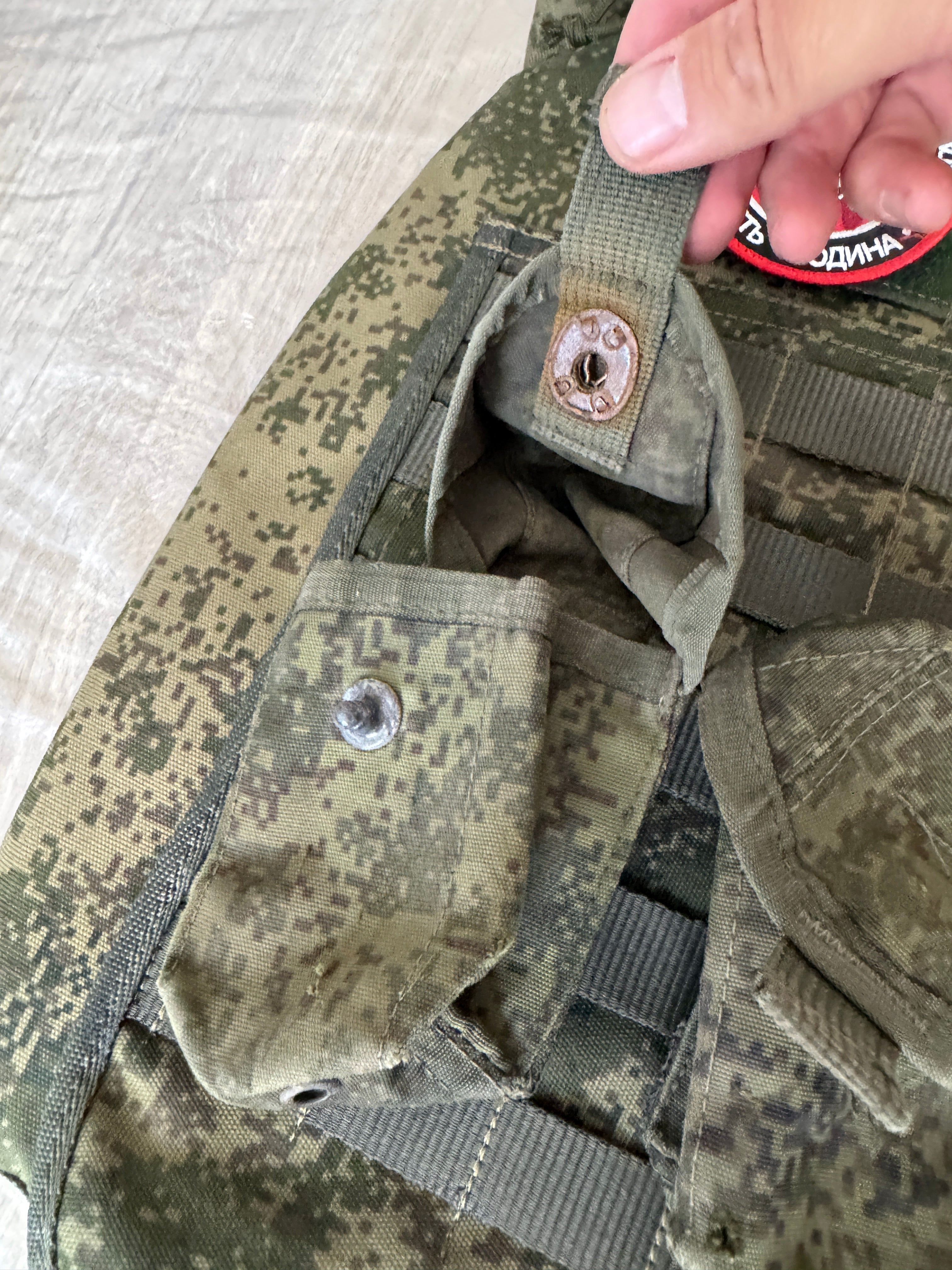 Trophy PMC soldier ammunition vest patch grenades pouch camo russian russia military army Ukraine war 2022-2024 #2