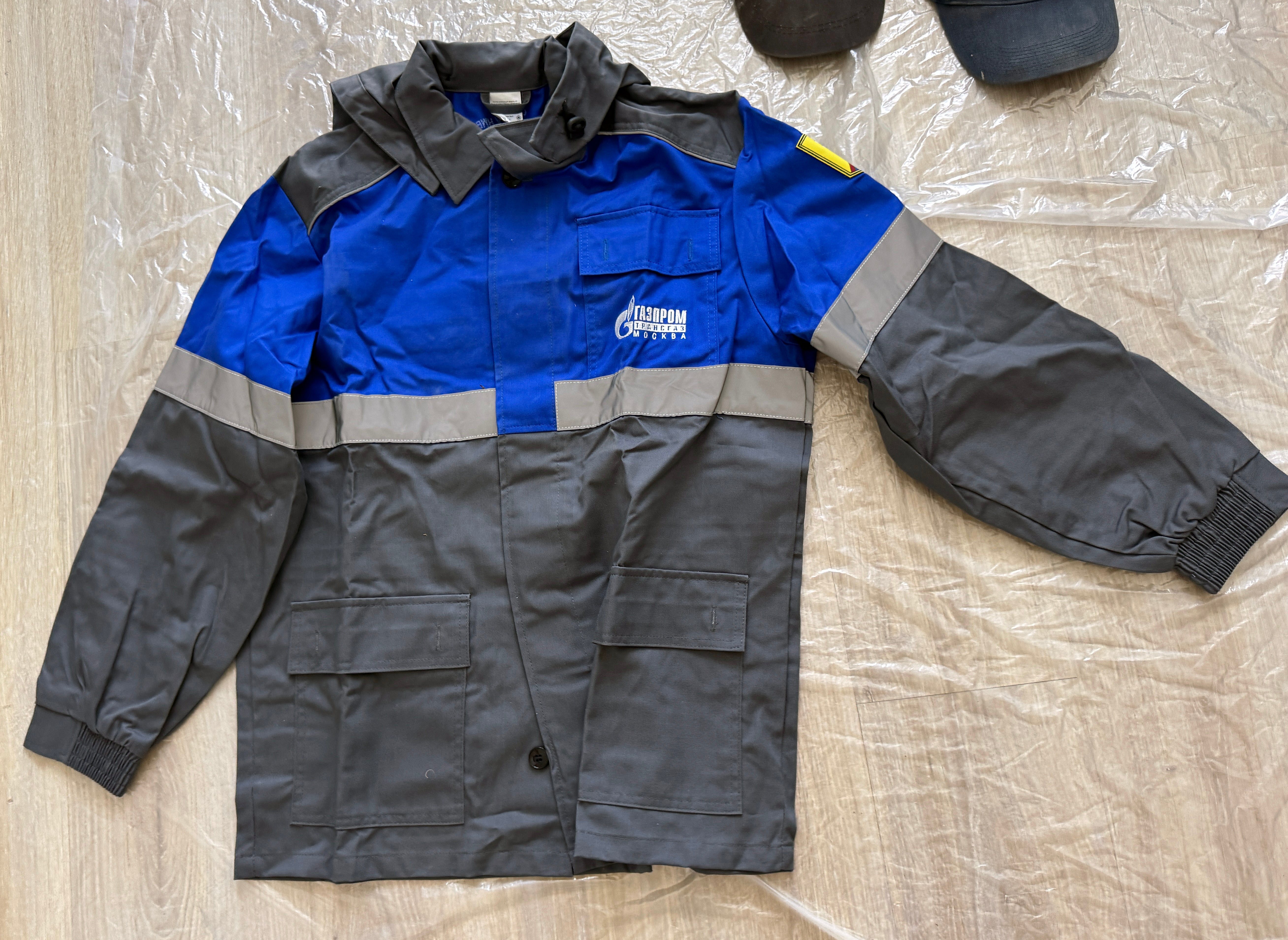 Trophy set GAZPROM gas station worker suit uniform jacket cap costume pants advertising baner booklet russian russia Ukraine war 2024 Rare #2