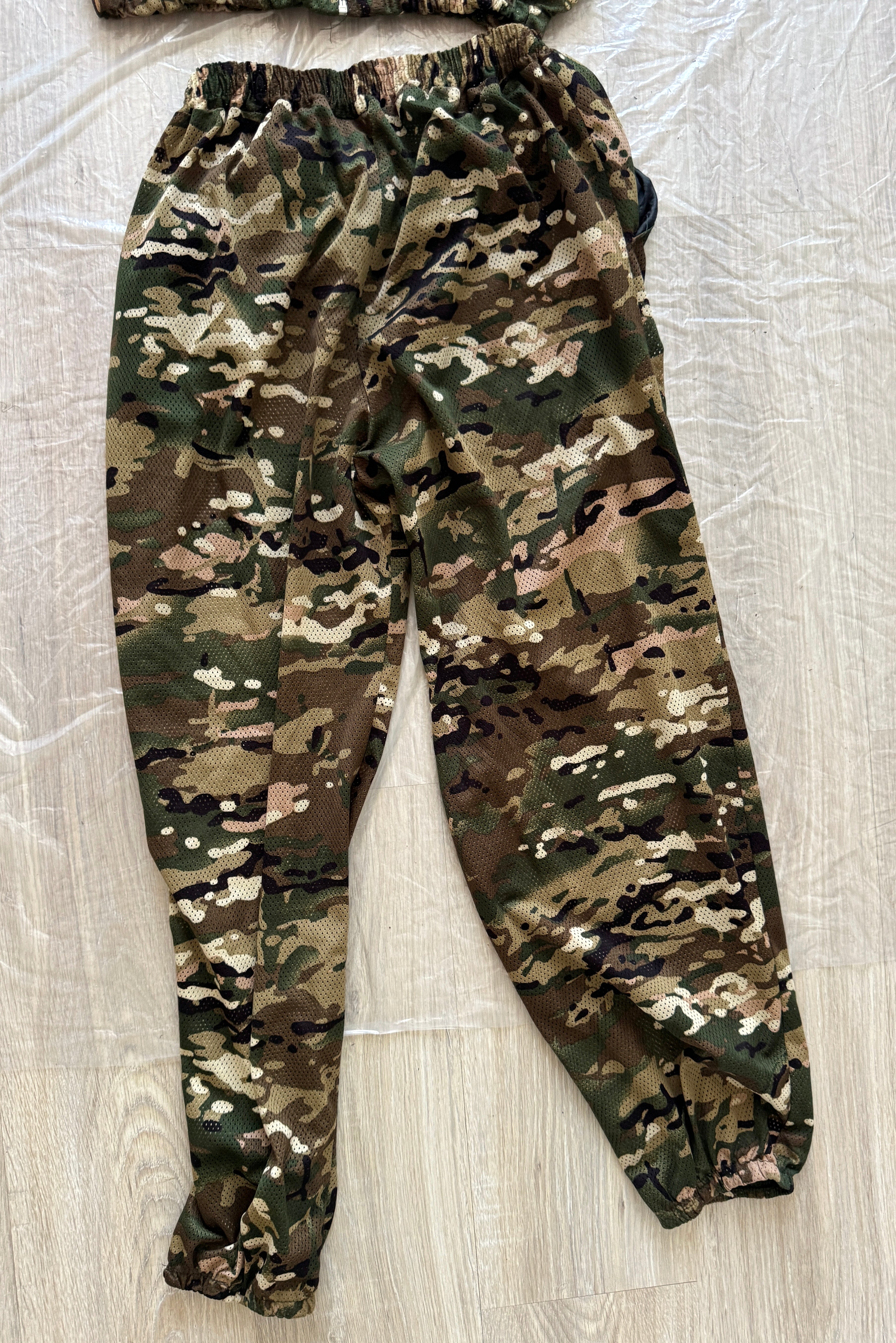 Trophy russian soldier set uniform Kadyrovite Chechen jacket cap tactical gloves costume pants camo russia military army Ukraine war 2022-2024 #8