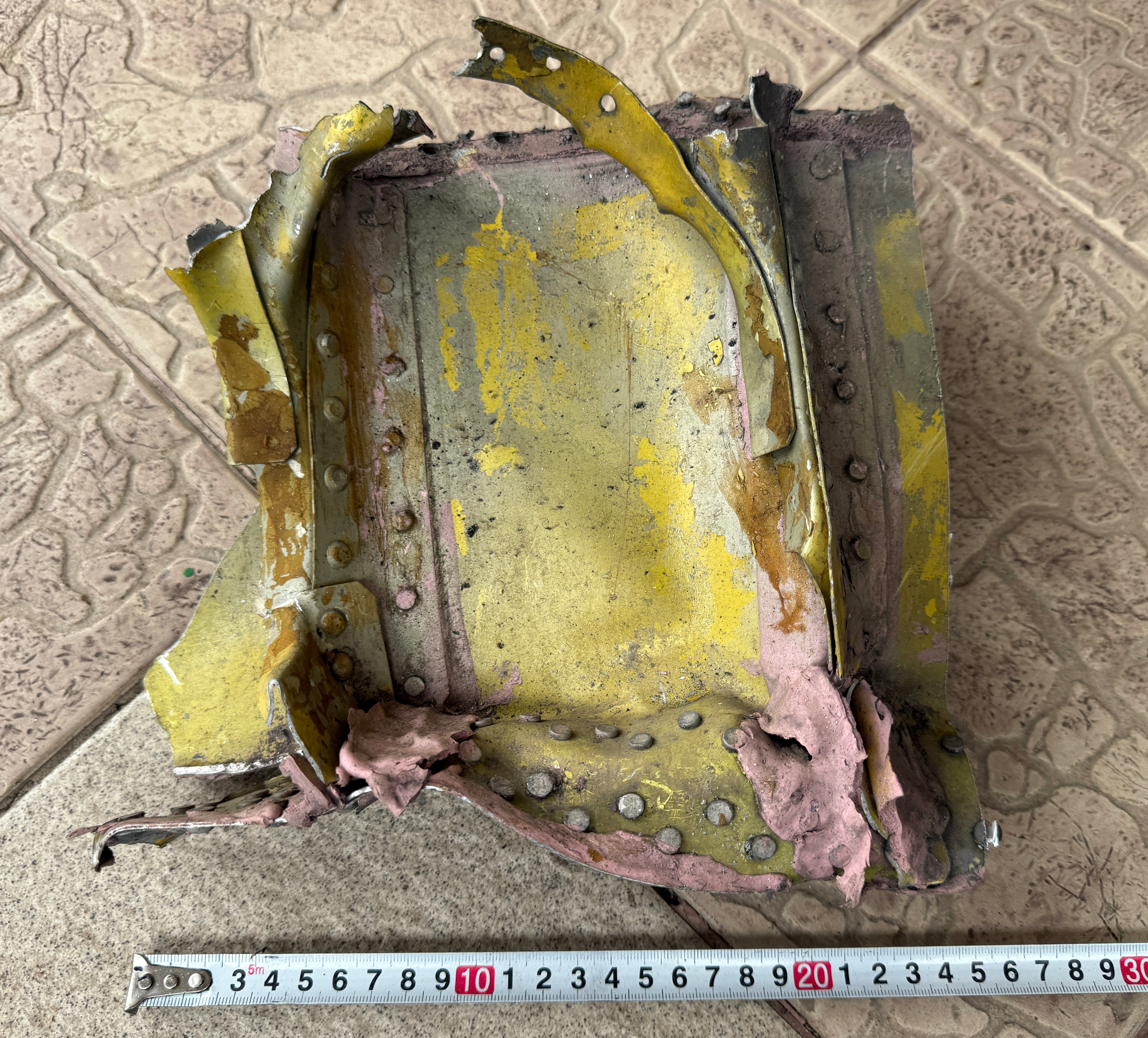 Trophy part of the front-line supersonic fighter-bomber SU 34 russian shot down aviation russia Ukraine war #89