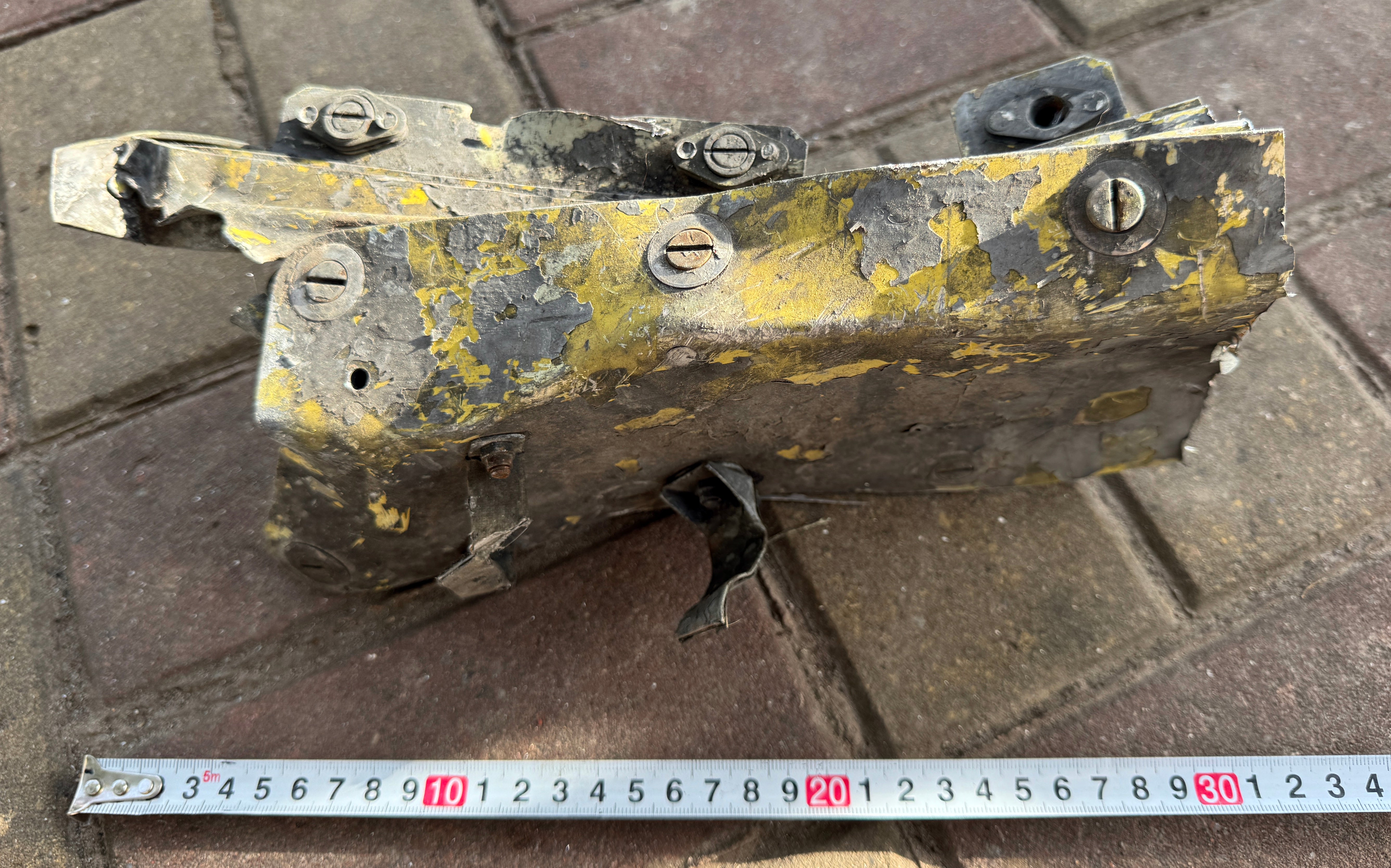 Trophy part of the front-line supersonic fighter-bomber SU 34 russian shot down aviation russia Ukraine war #169