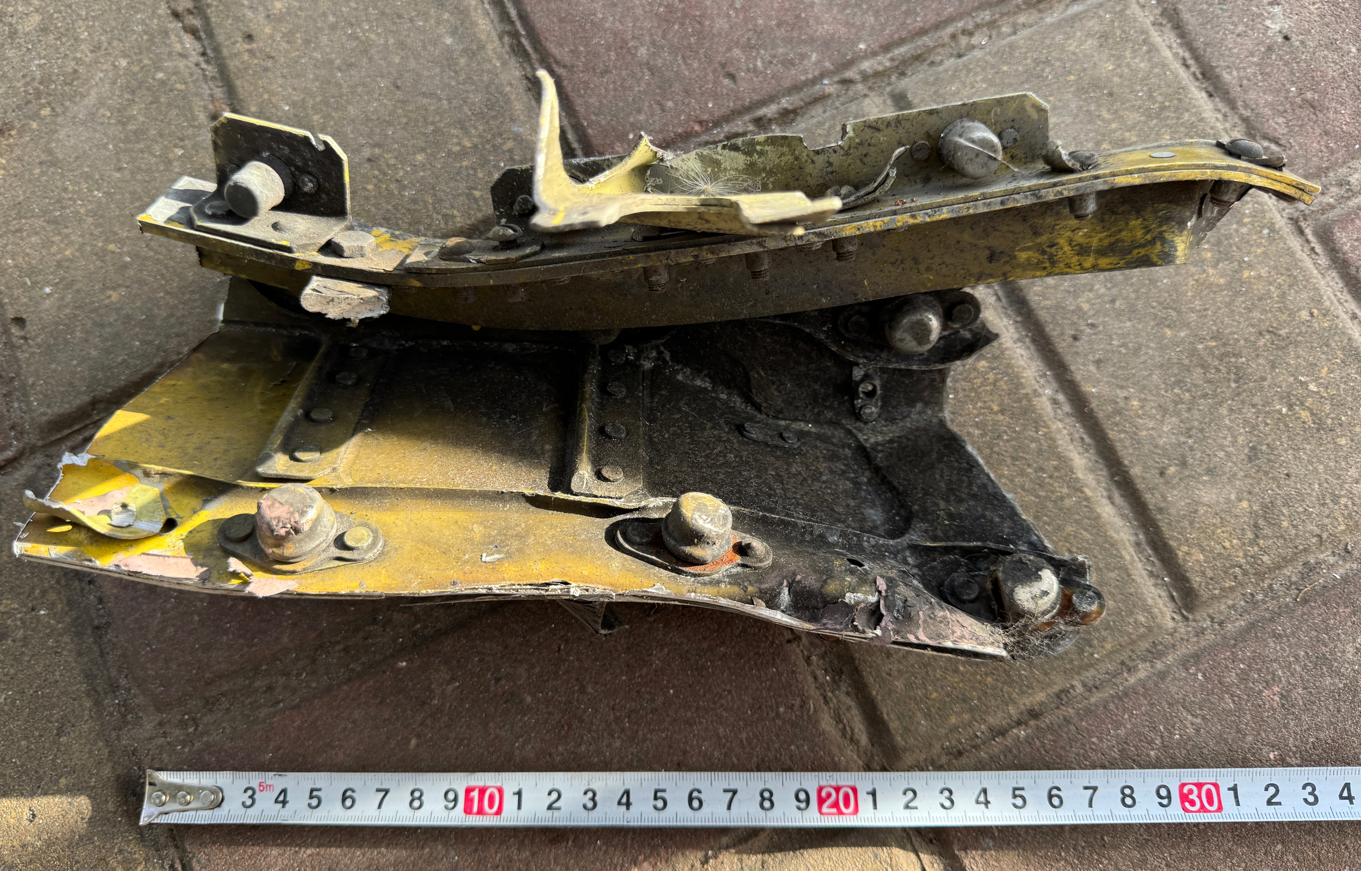 Trophy part of the front-line supersonic fighter-bomber SU 34 russian shot down aviation russia Ukraine war #169