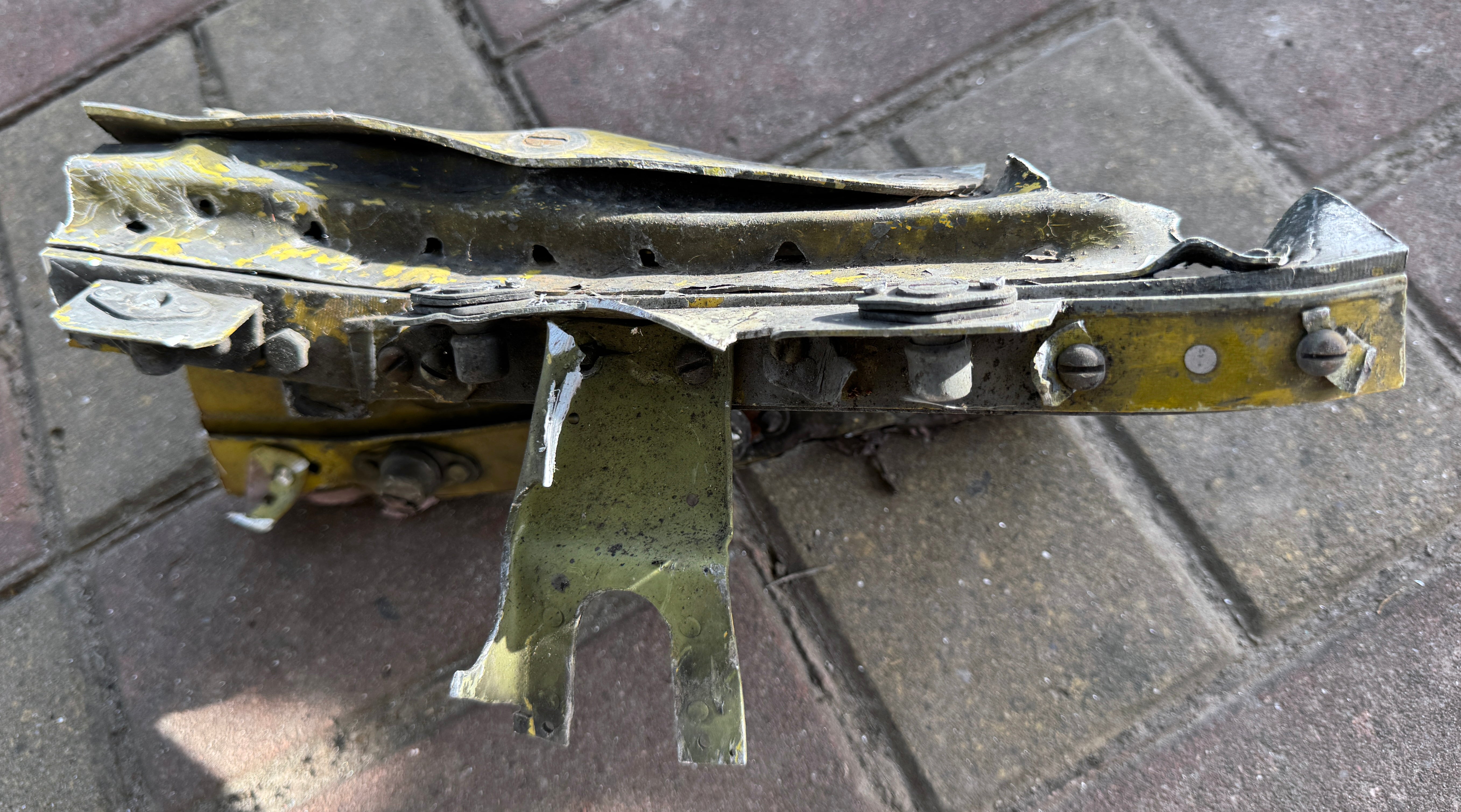 Trophy part of the front-line supersonic fighter-bomber SU 34 russian shot down aviation russia Ukraine war #169