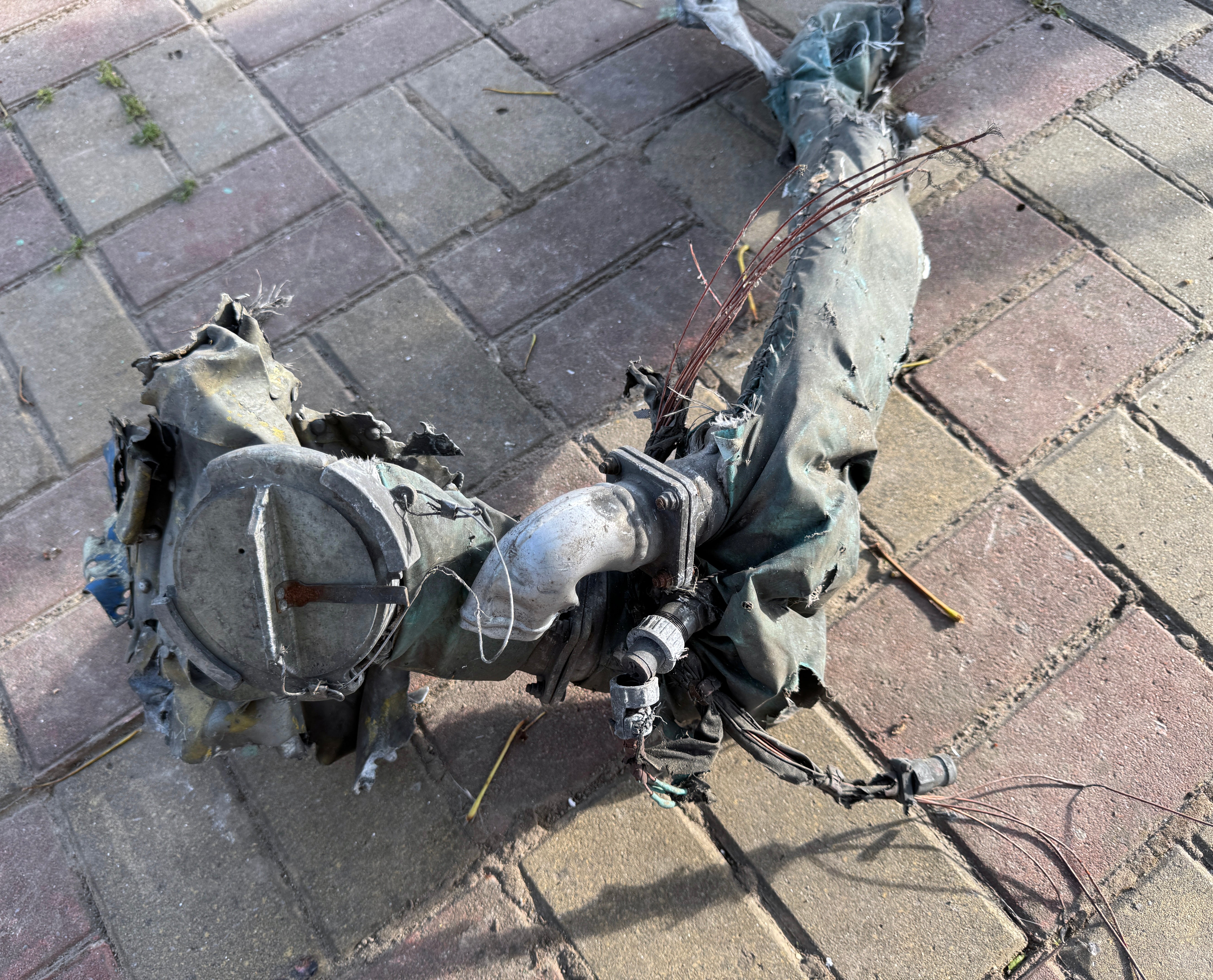 Trophy part of the air conditioning system supersonic fighter-bomber SU 34 russian shot down aviation russia Ukraine war #176