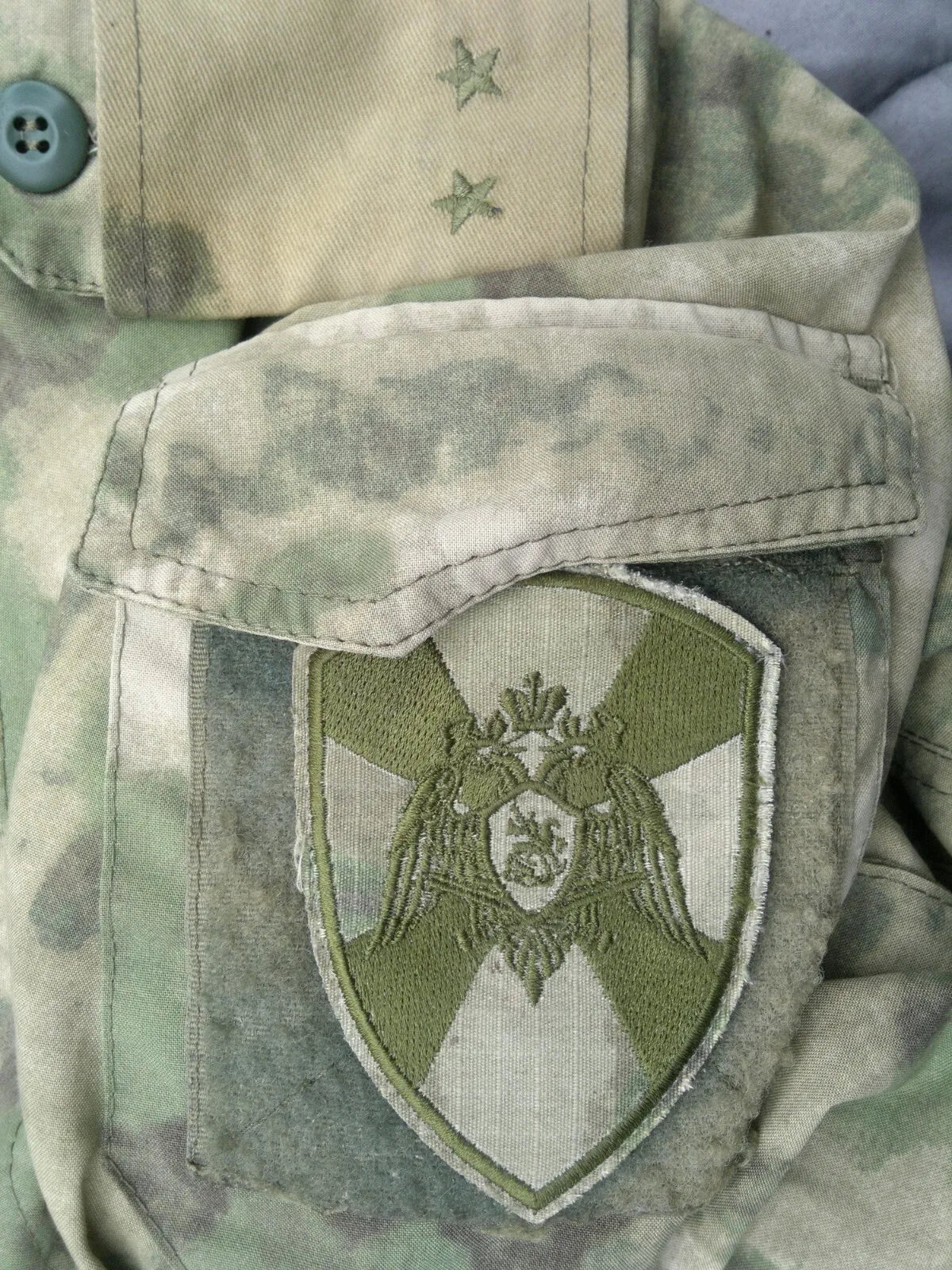 Trophy russian guard soldier uniform full set jacket pants patch cap camo moss russia military army Ukraine war 2022-2024