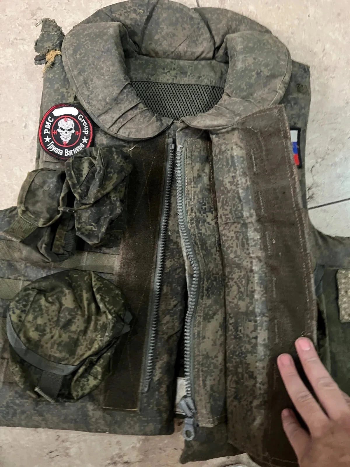 Trophy PMC soldier ammunition vest 6B48 patch pouch camo russian russia military army Ukraine war 2022-2024