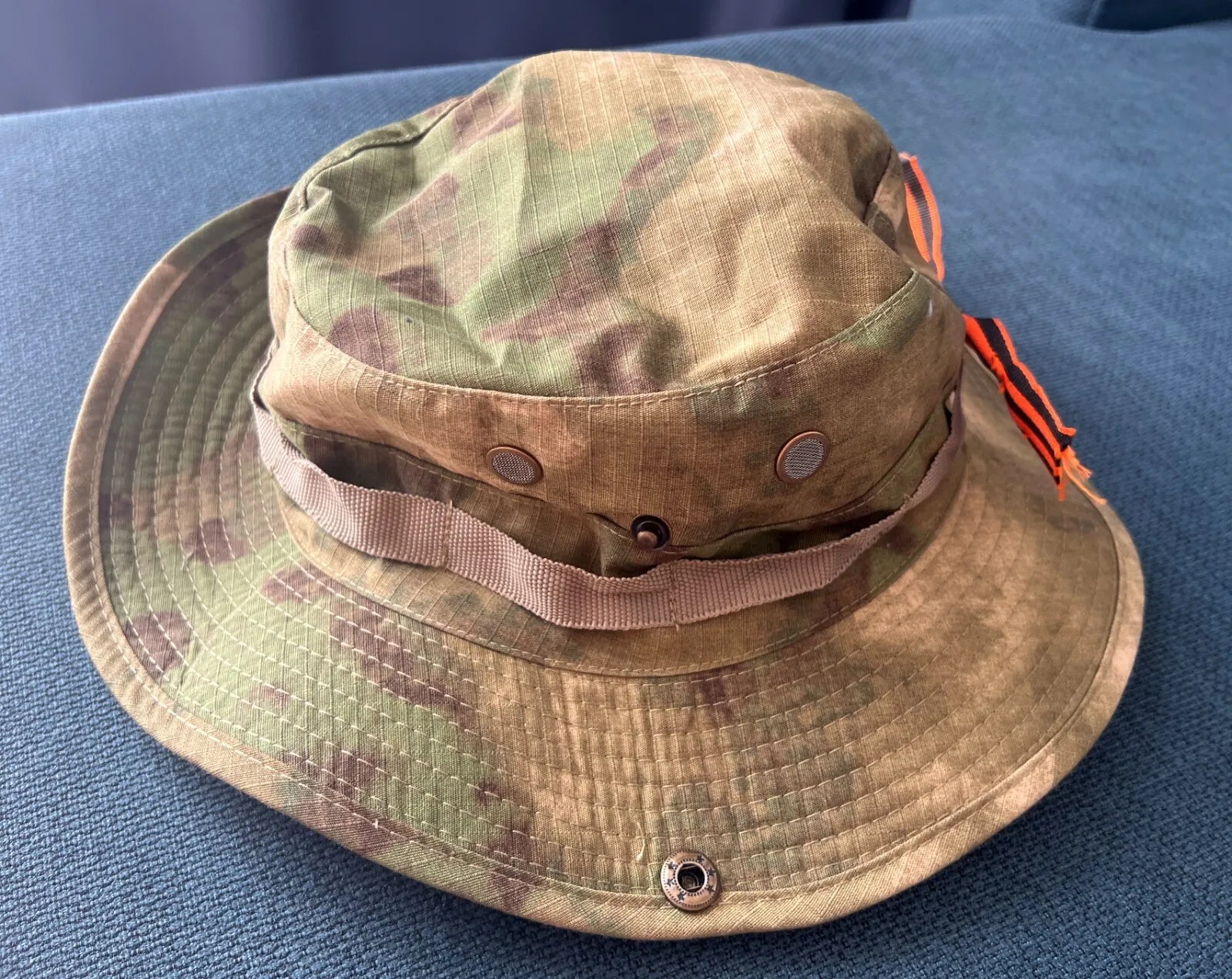 Trophy russian soldier uniform Kadyrovite Chechen cap hat ribbon camo moss military army Russia Ukraine war 2022-2024 rare