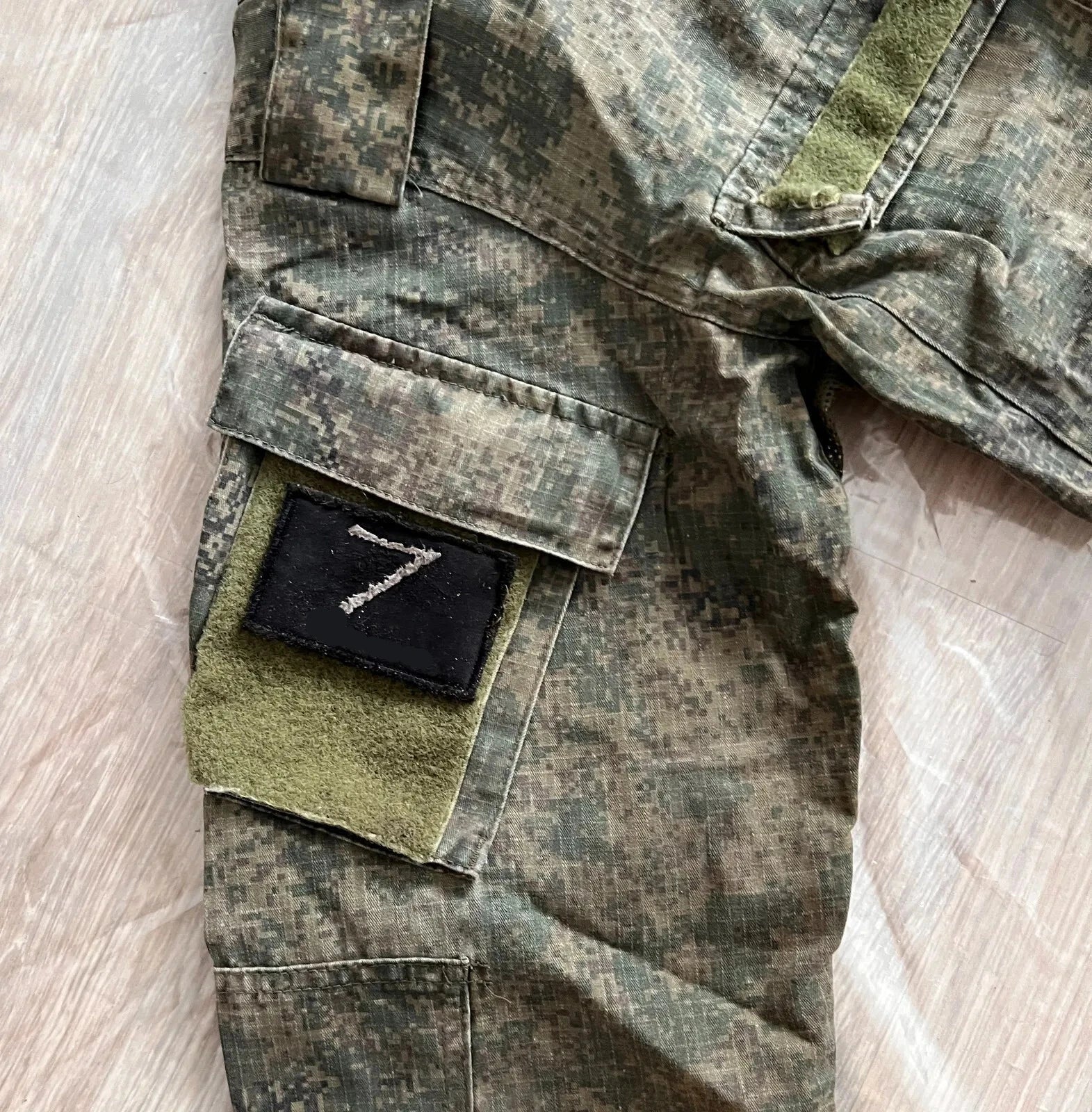 Trophy russian soldier set uniform jacket patch costume pants cap camo EMR military army Russia Ukraine war 2022-2024