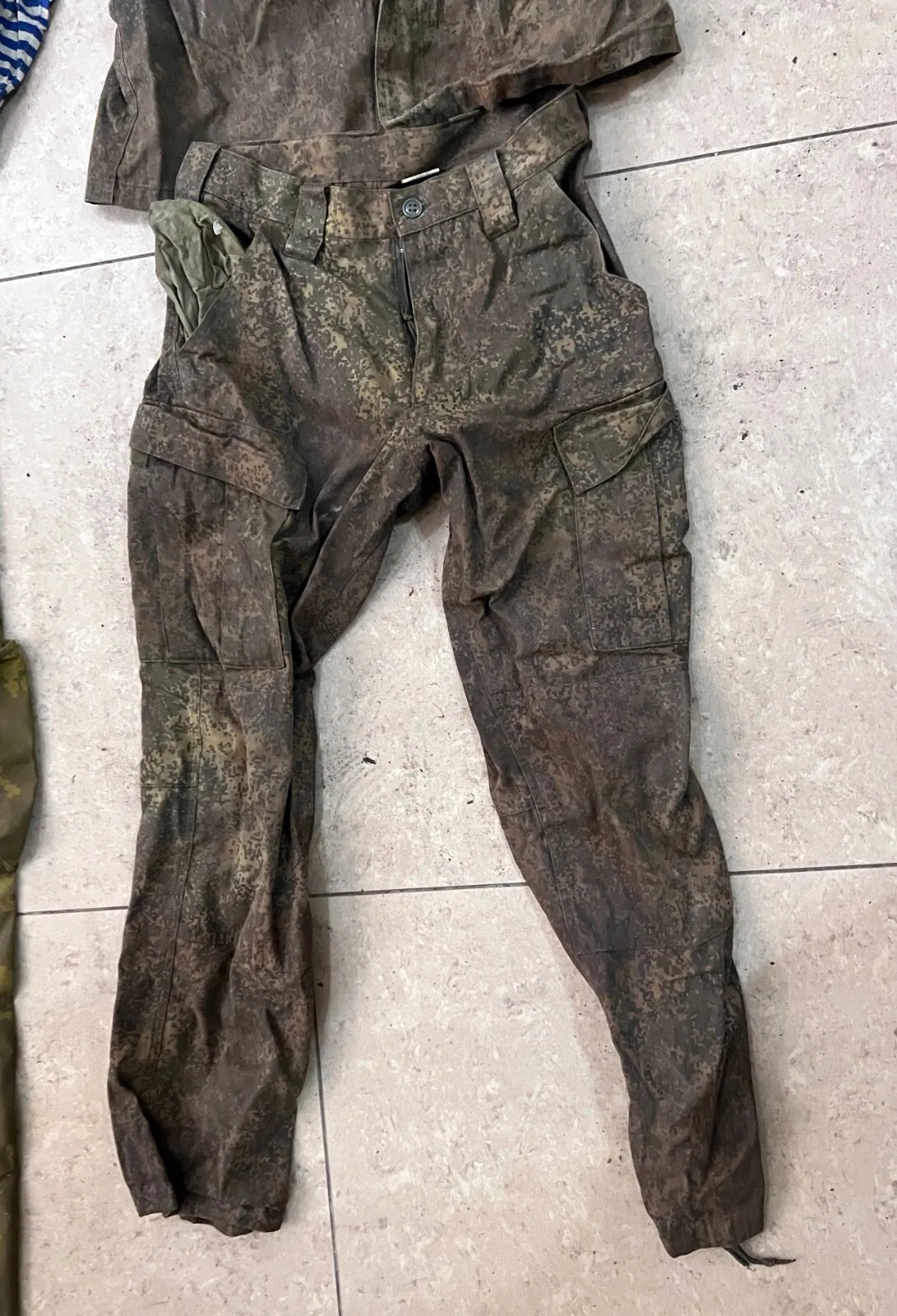 Trophy soldier set uniform jacket patch costume pants camo russian military army Russia Ukraine war 2022-2024