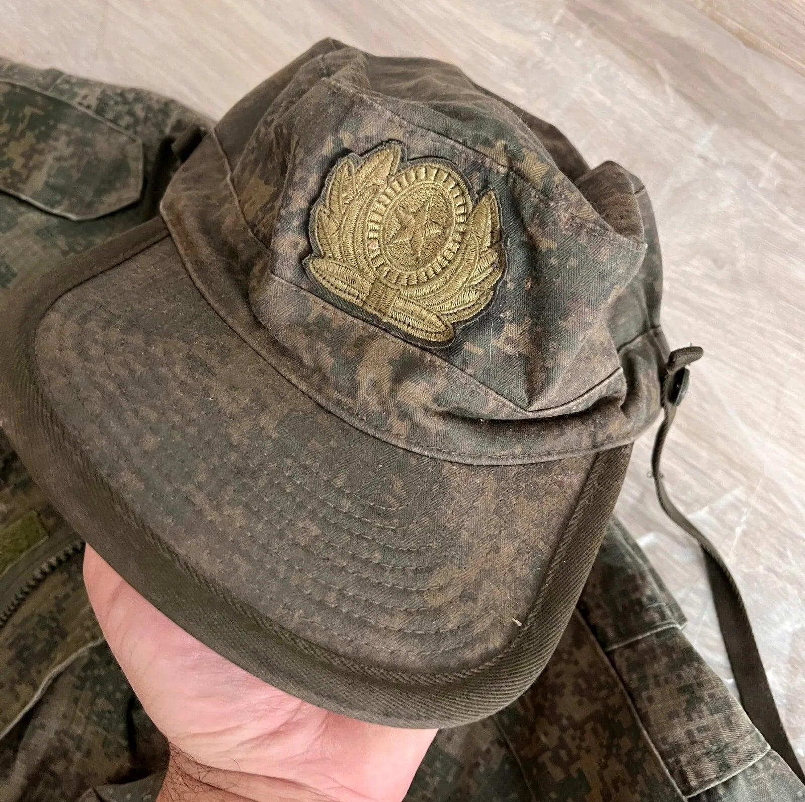 Trophy russian soldier set uniform jacket patch costume pants cap camo EMR military army Russia Ukraine war 2022-2024