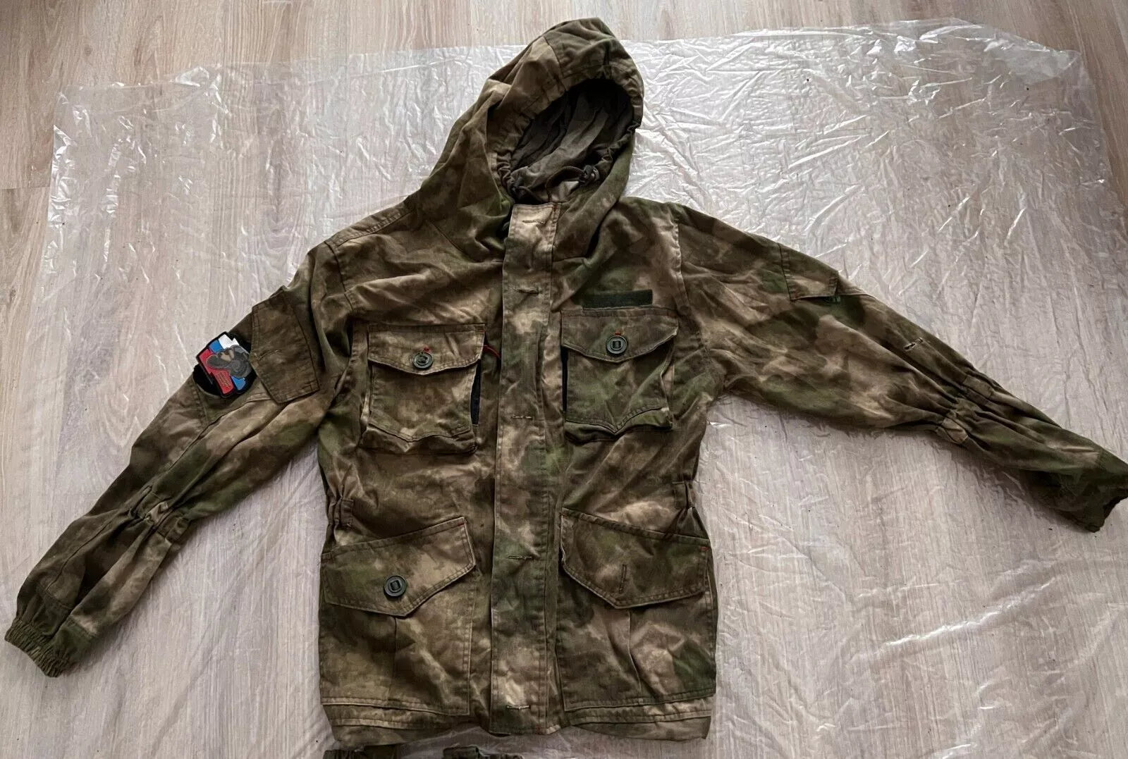Trophy russian special forces soldier set uniform Kadyrovite Chechen jacket patch pants camo moss russia military army Ukraine war 2022-2024